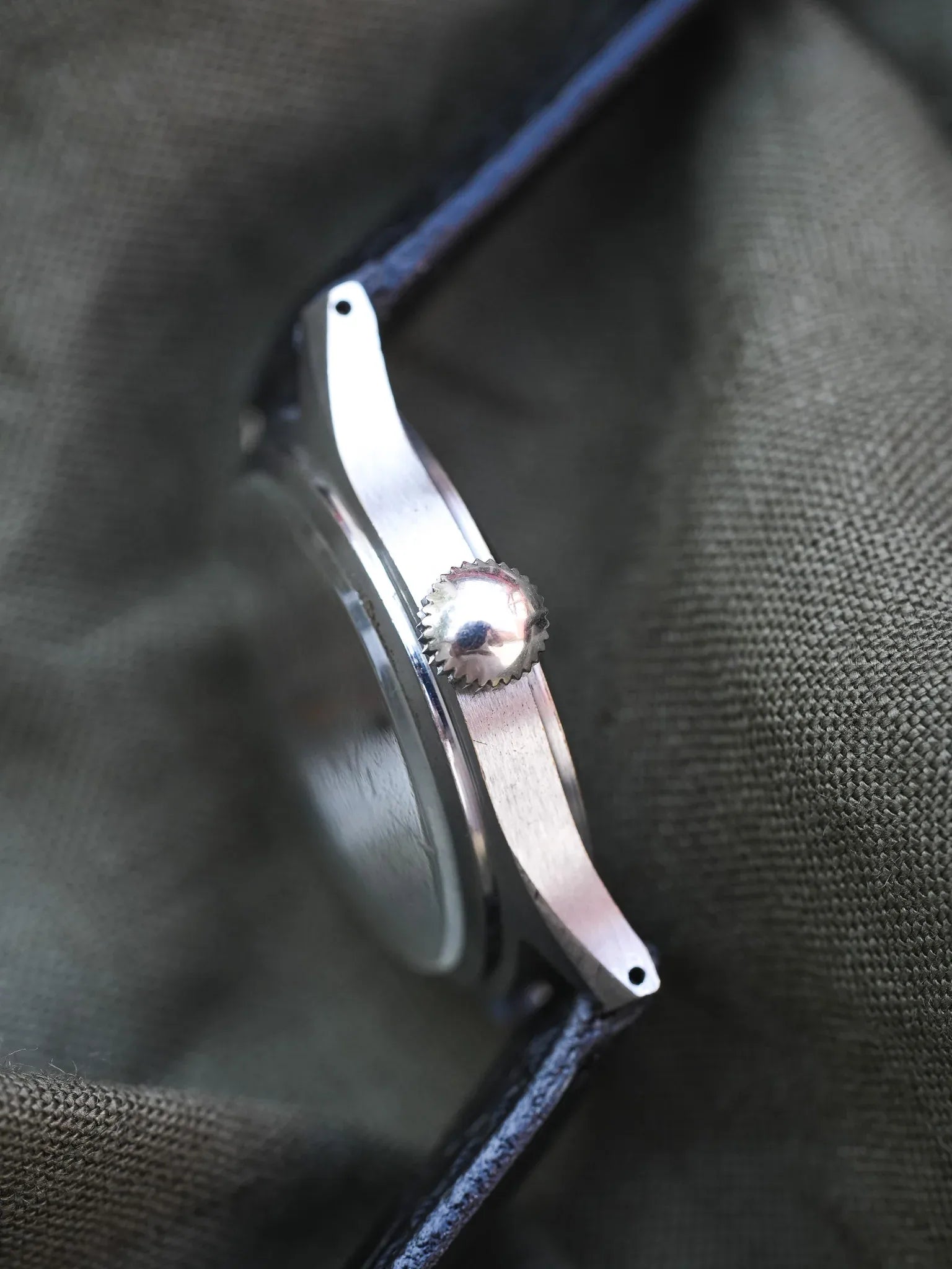 Sina Watch - WW2 Tuxedo Saumon - 1940s - Atelier Victor