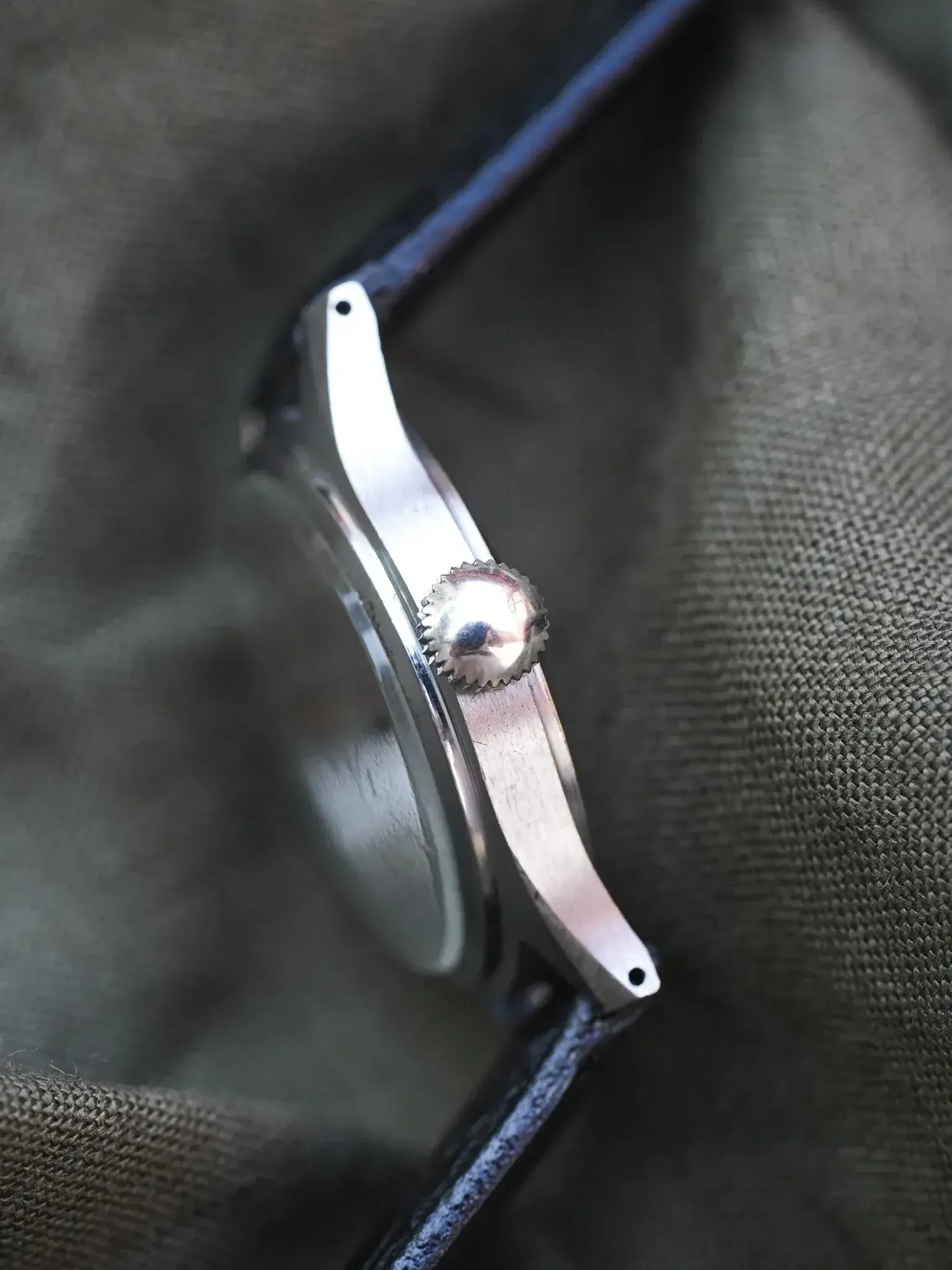 Sina Watch - WW2 Tuxedo Saumon - 1940s - Atelier Victor