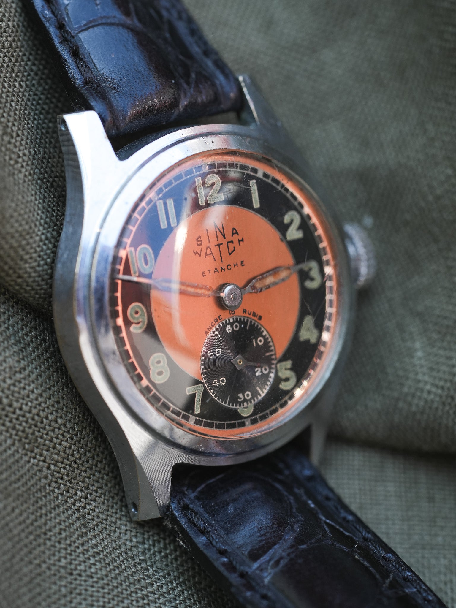 Sina Watch - WW2 Tuxedo Saumon - 1940s - Atelier Victor - Vintage Shop