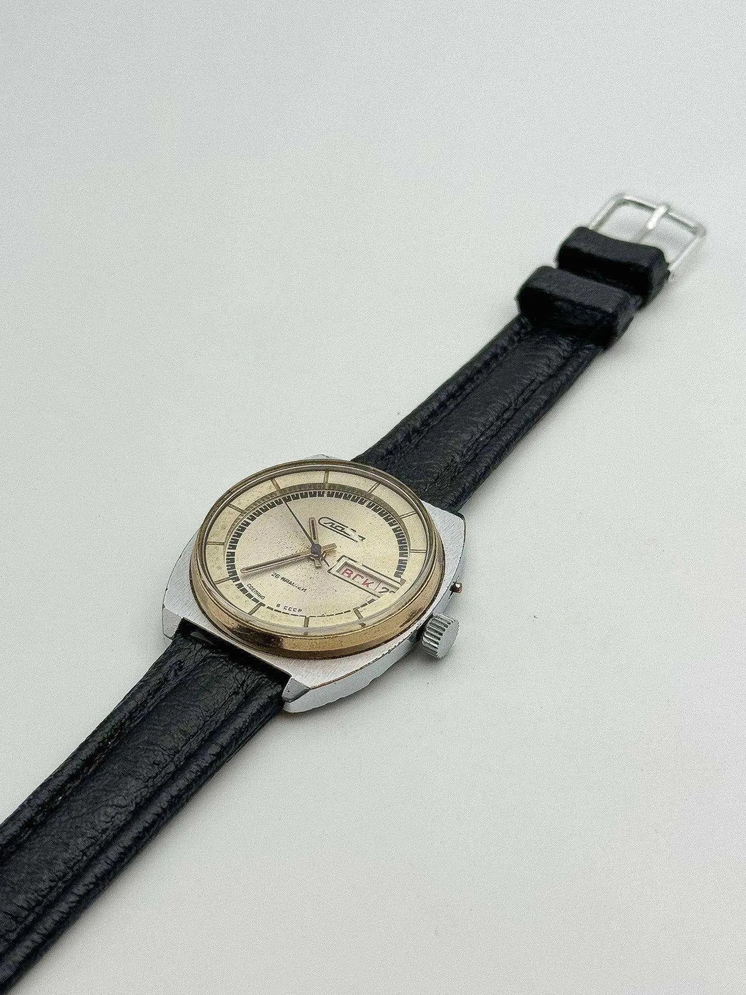 Slava - Daydate Champagne Dial - 1980s - Atelier Victor Paris - Vintage Watch Shop Dubai
