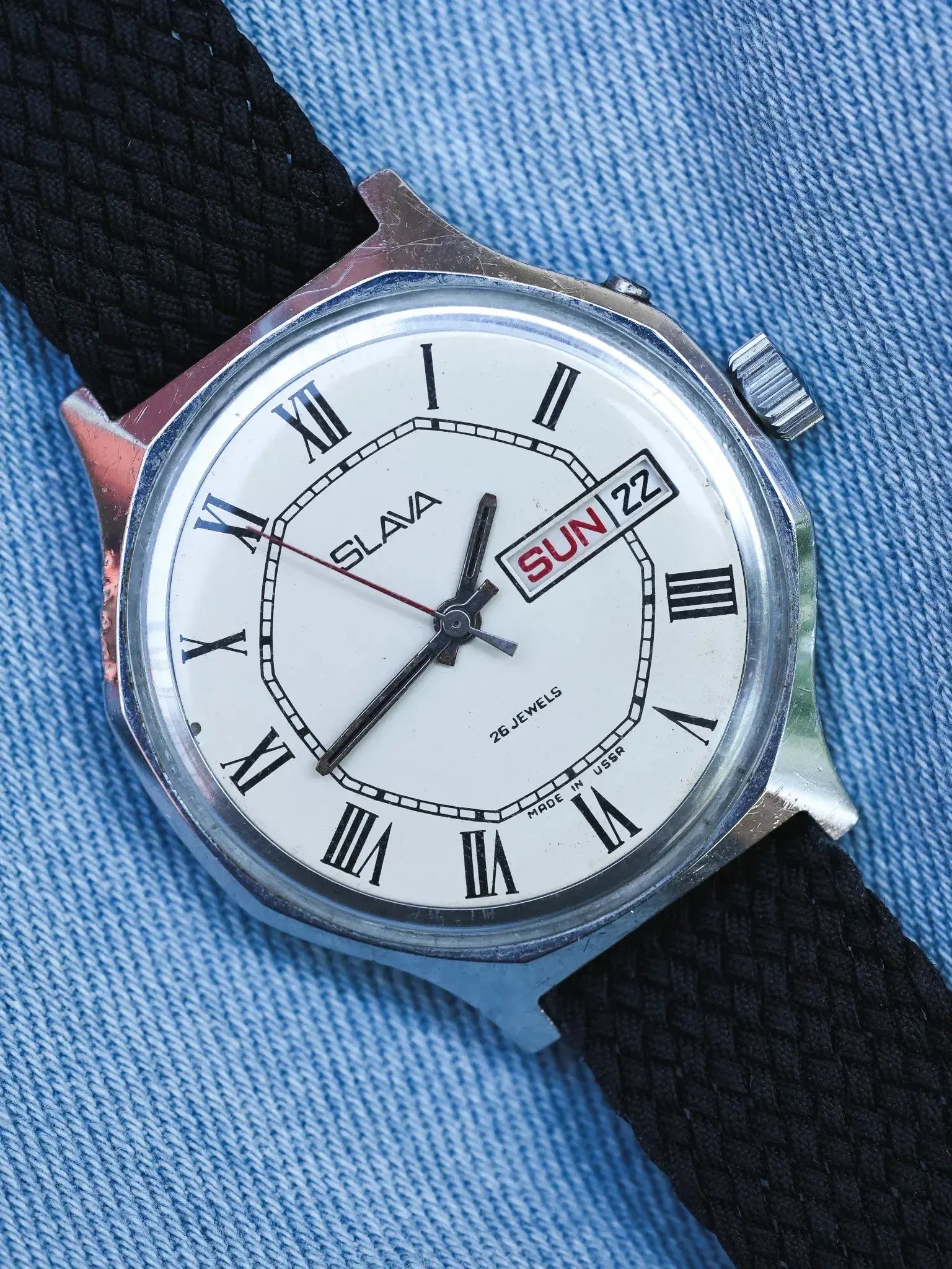 Slava - Octogone Romain Daydate Acier - 1970s - Atelier Victor