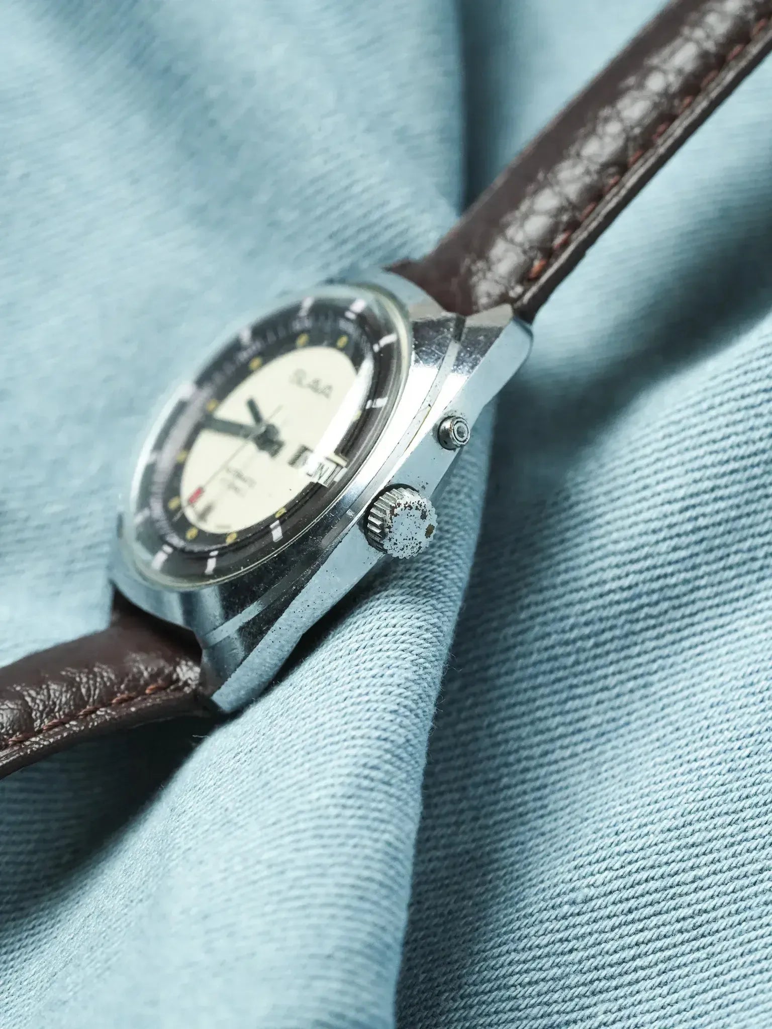 Slava - Tonneau Violet Creme - 1980s - Atelier Victor