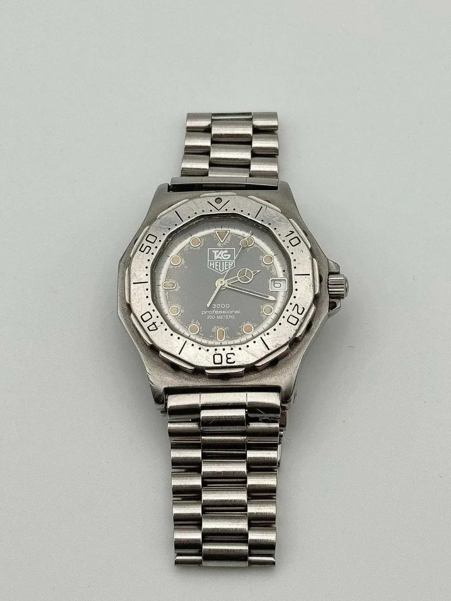 Tag Heuer - Professional 3000 Gris Index patiné - 1990s - Atelier Victor
