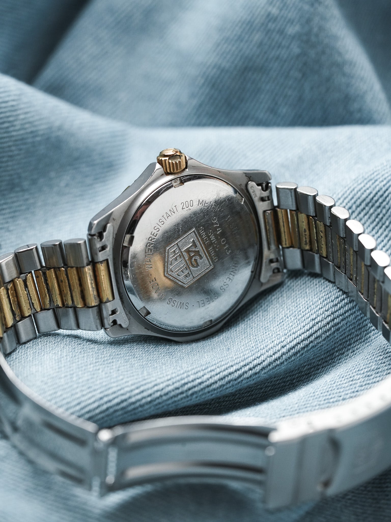 Tag Heuer - Professionnel 2000 34mm Or Patinée Lunette Acier - 1990s - Atelier Victor - Vintage Shop