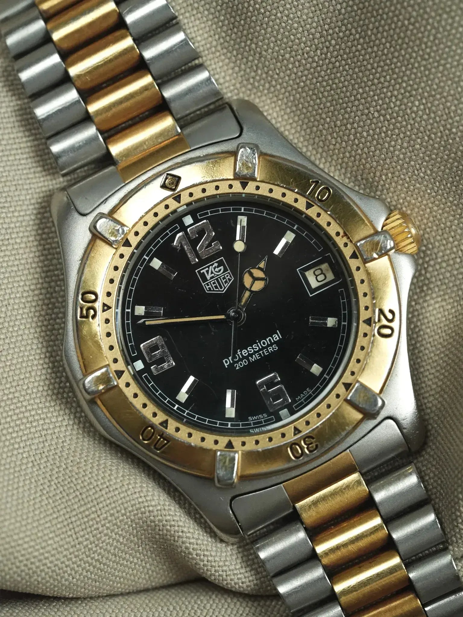 Tag Heuer - Professionnel 2000 39mm Acier Or Cadran noir - 1990s - Atelier Victor