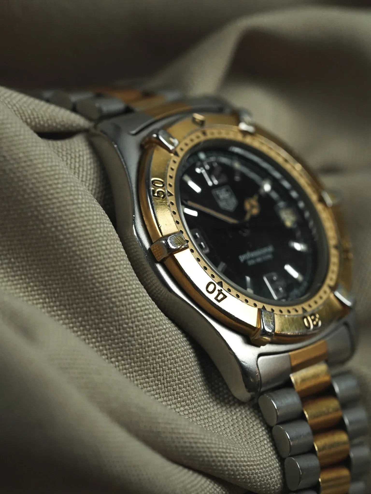 Tag Heuer - Professionnel 2000 39mm Acier Or Cadran noir - 1990s - Atelier Victor