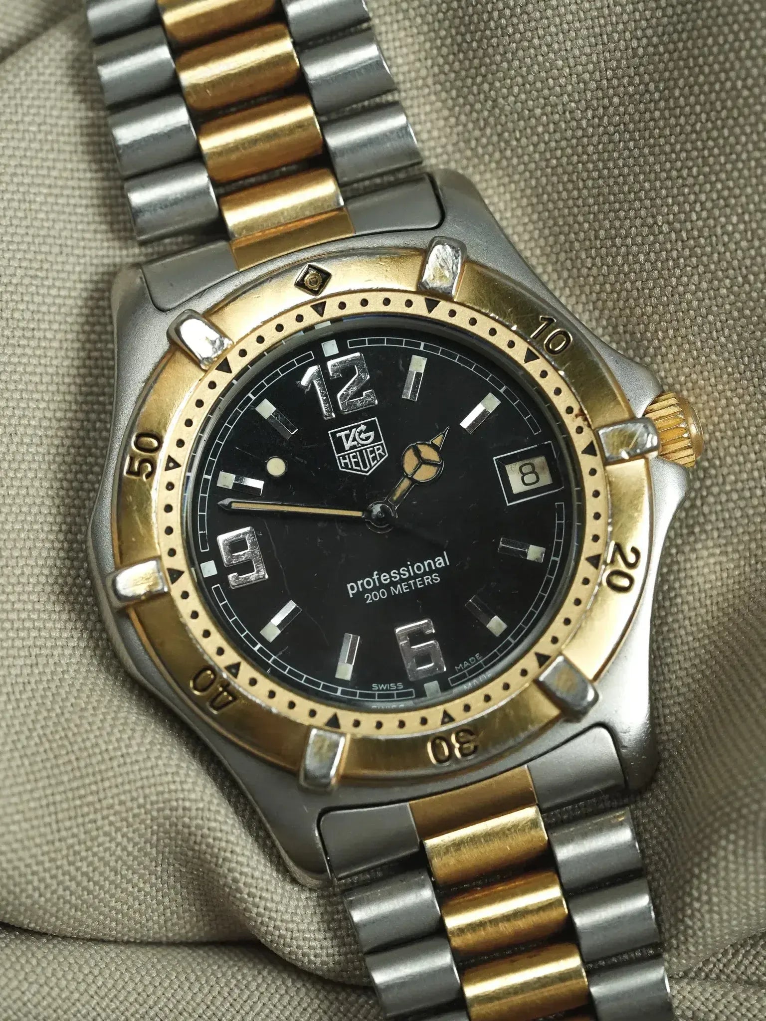 Tag Heuer - Professionnel 2000 39mm Acier Or Cadran noir - 1990s - Atelier Victor