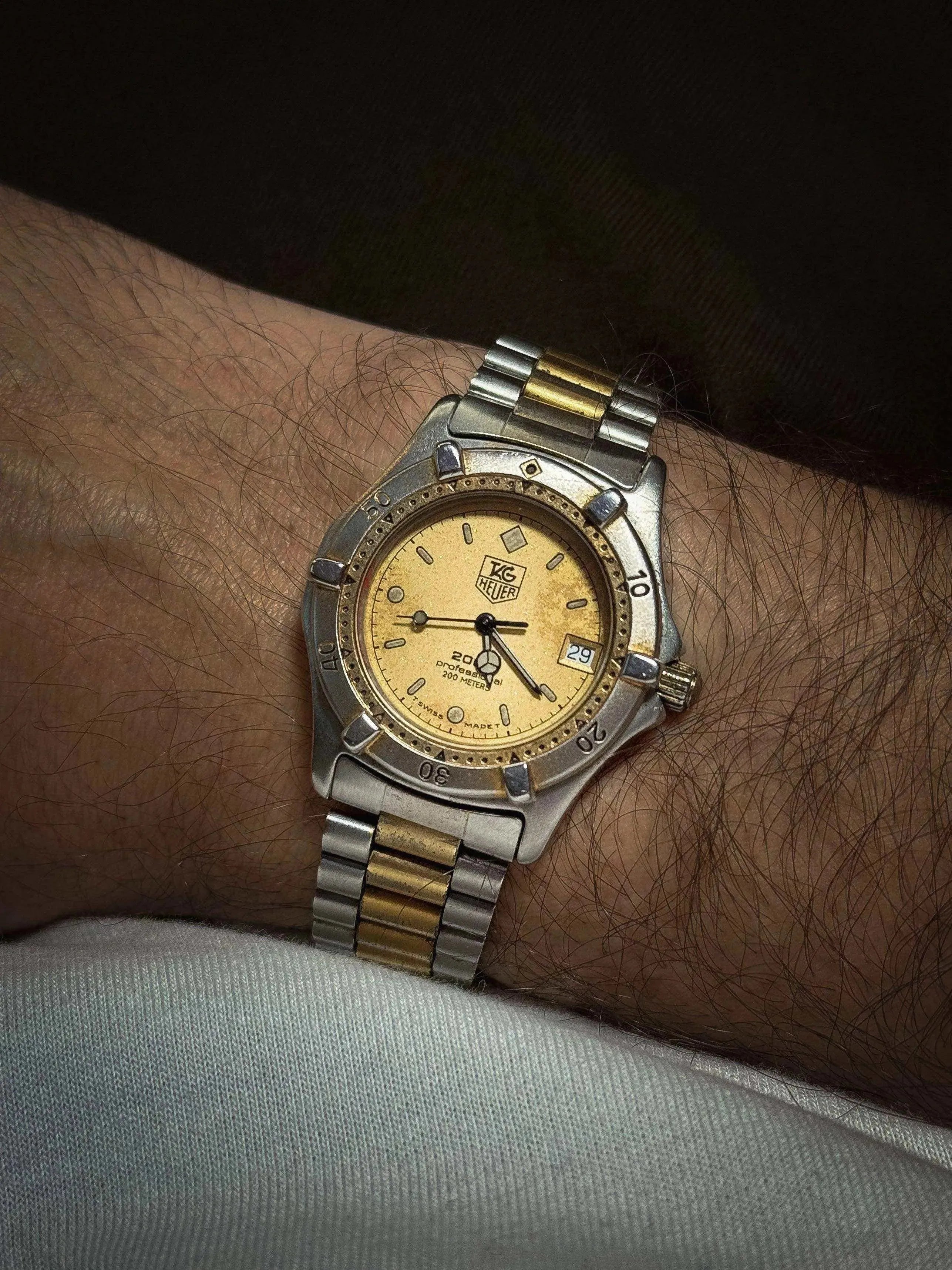 Tag Heuer - Professionnel 2000 Gold Patinée - 1990s - Atelier Victor Paris - Vintage Watch Shop Dubai