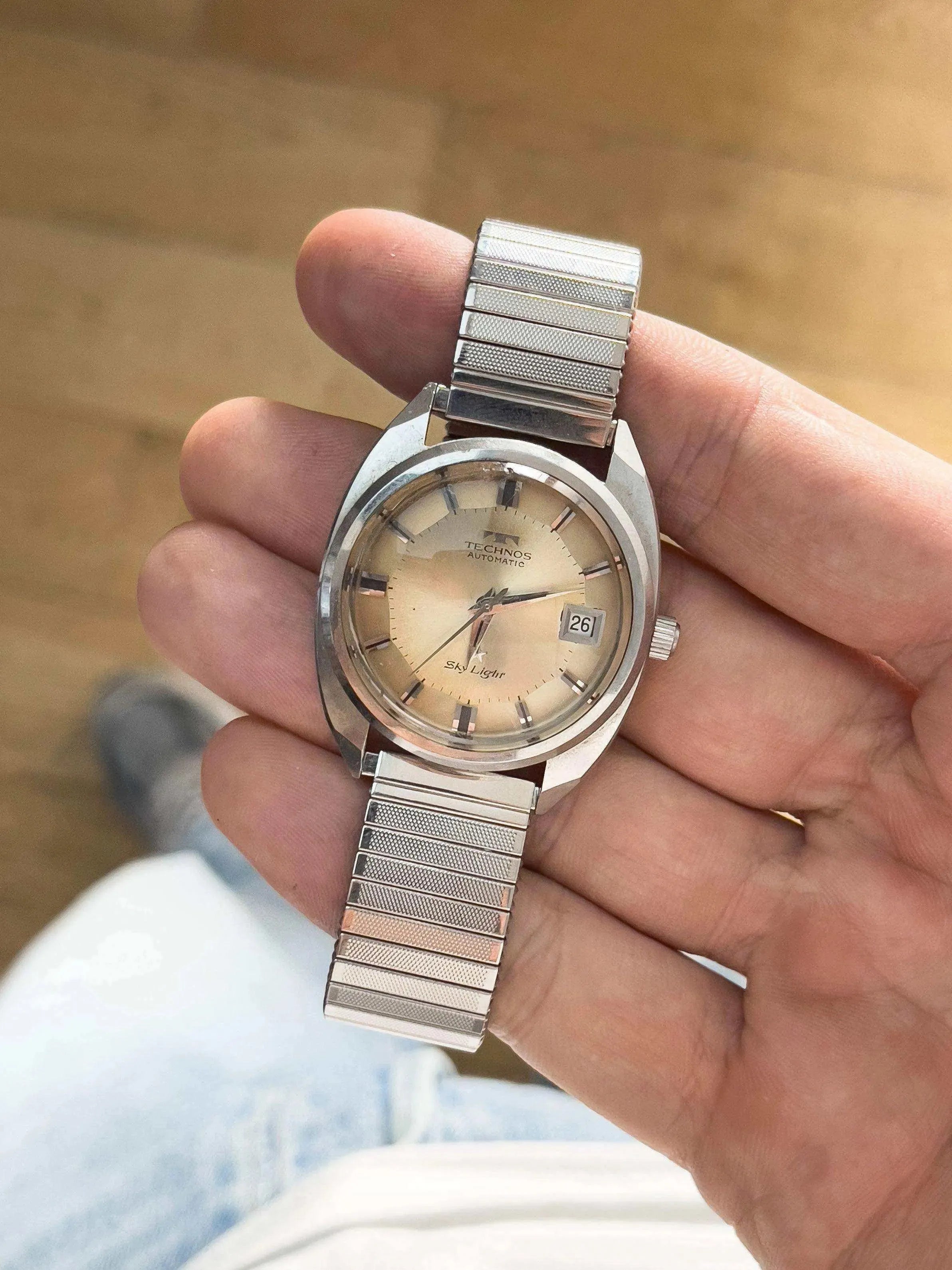 Technos - Piepan Champagne - 1970s - Atelier Victor Paris - Vintage Watch Shop Dubai