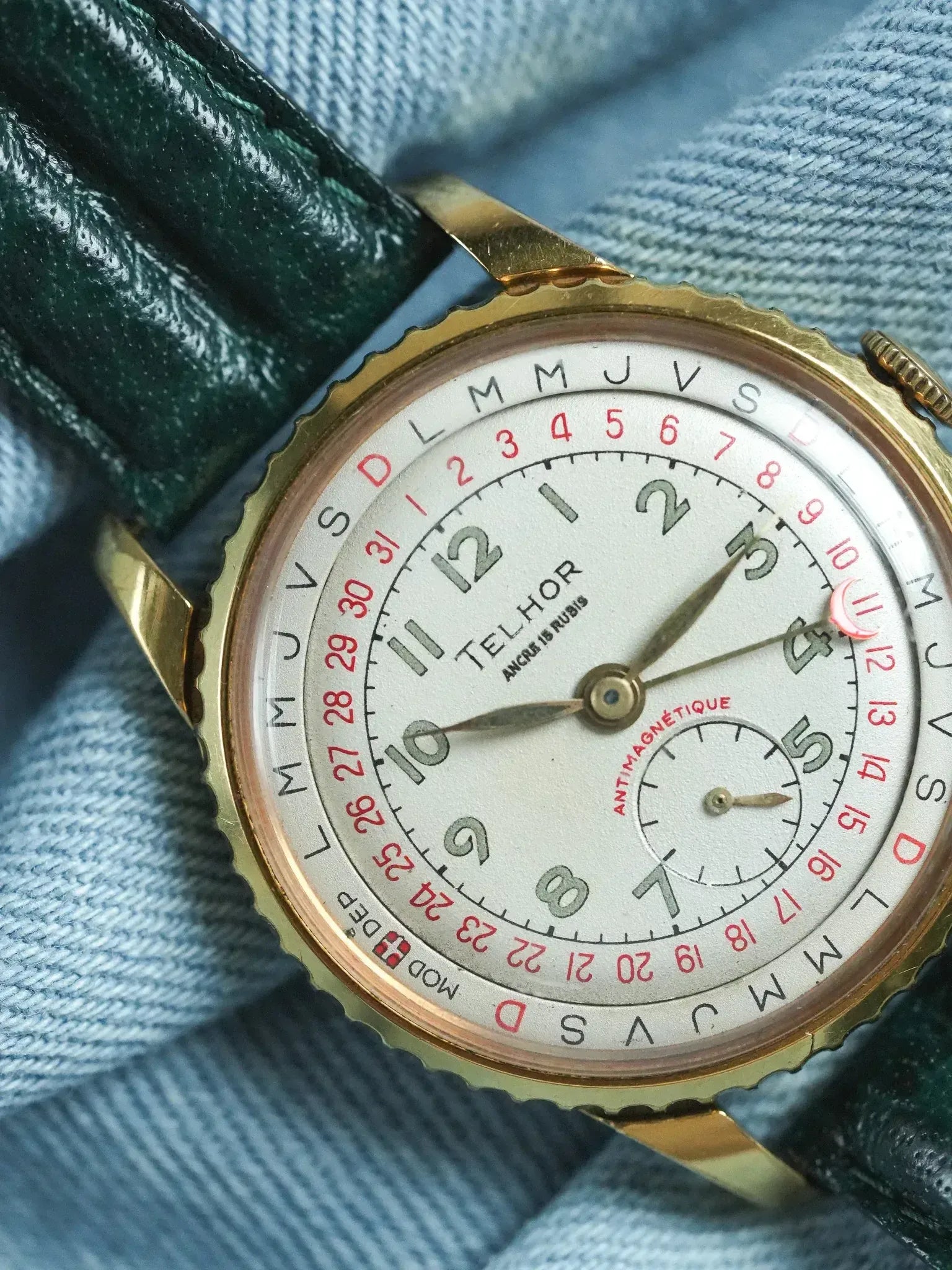 Telhor - Calendrier à lunette tournante plaqué or 36mm - 1960s - Atelier Victor