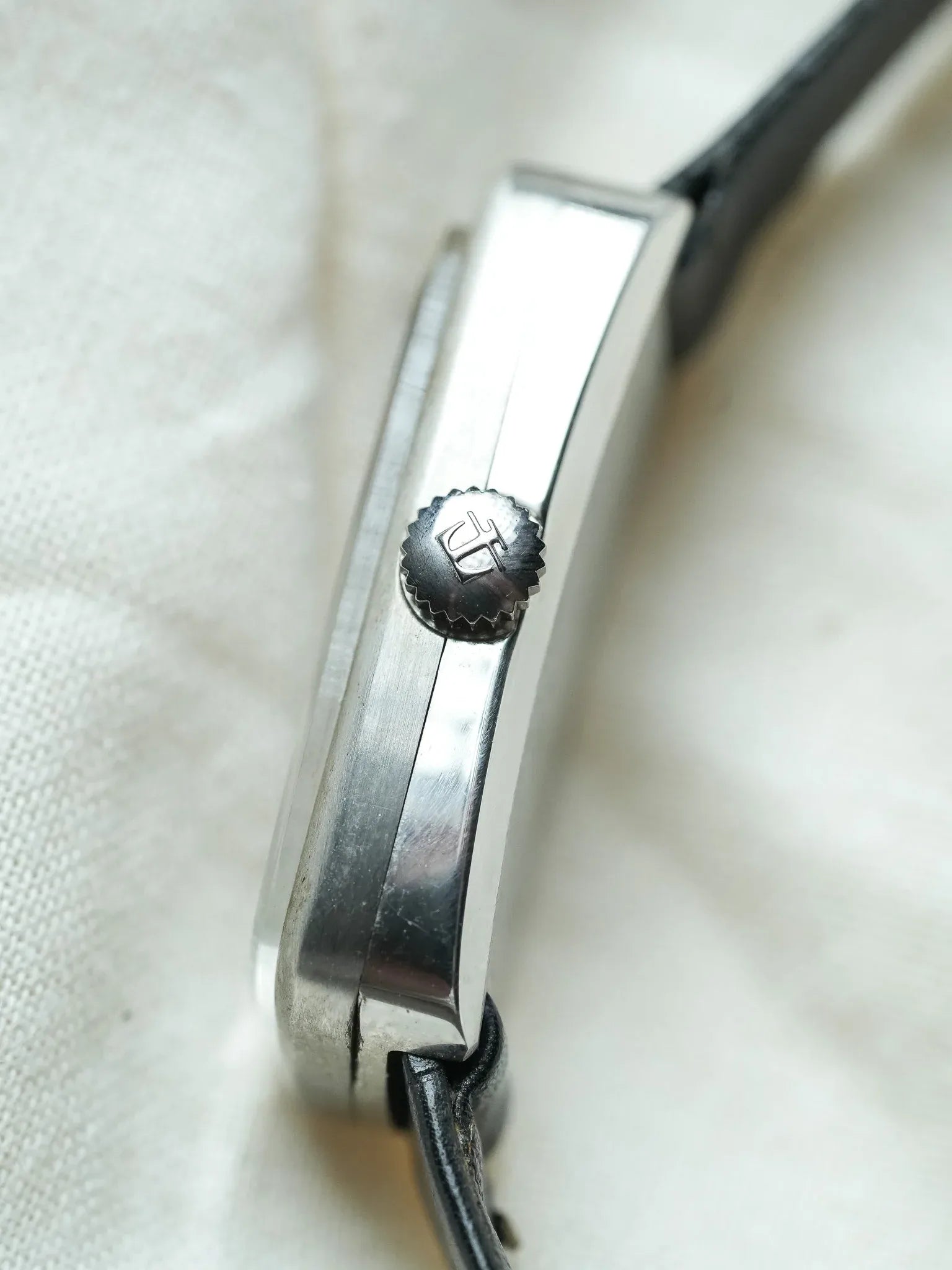 Tissot - Allongée acier anthracite - 1980s - Atelier Victor