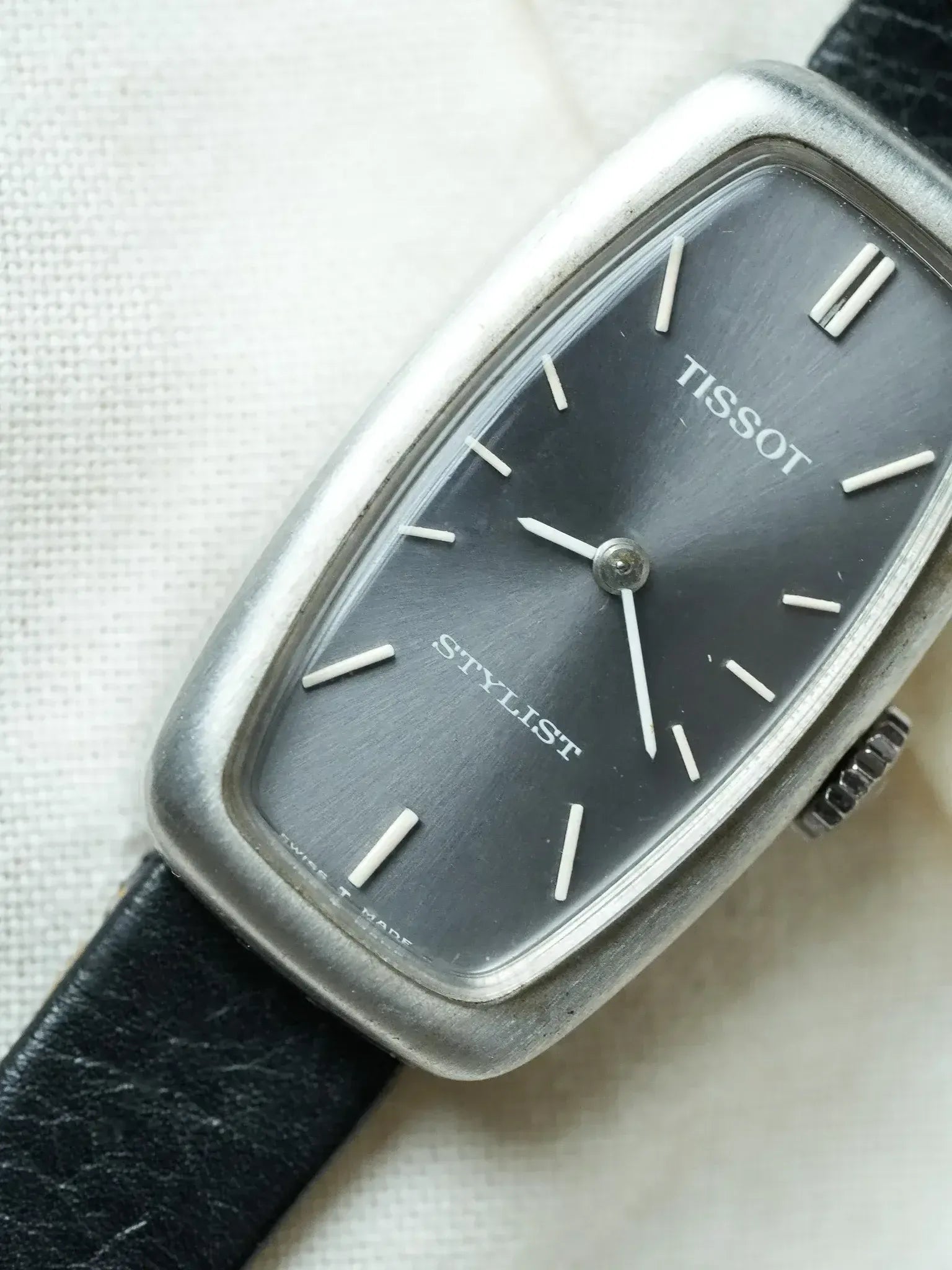 Tissot - Allongée acier anthracite - 1980s - Atelier Victor