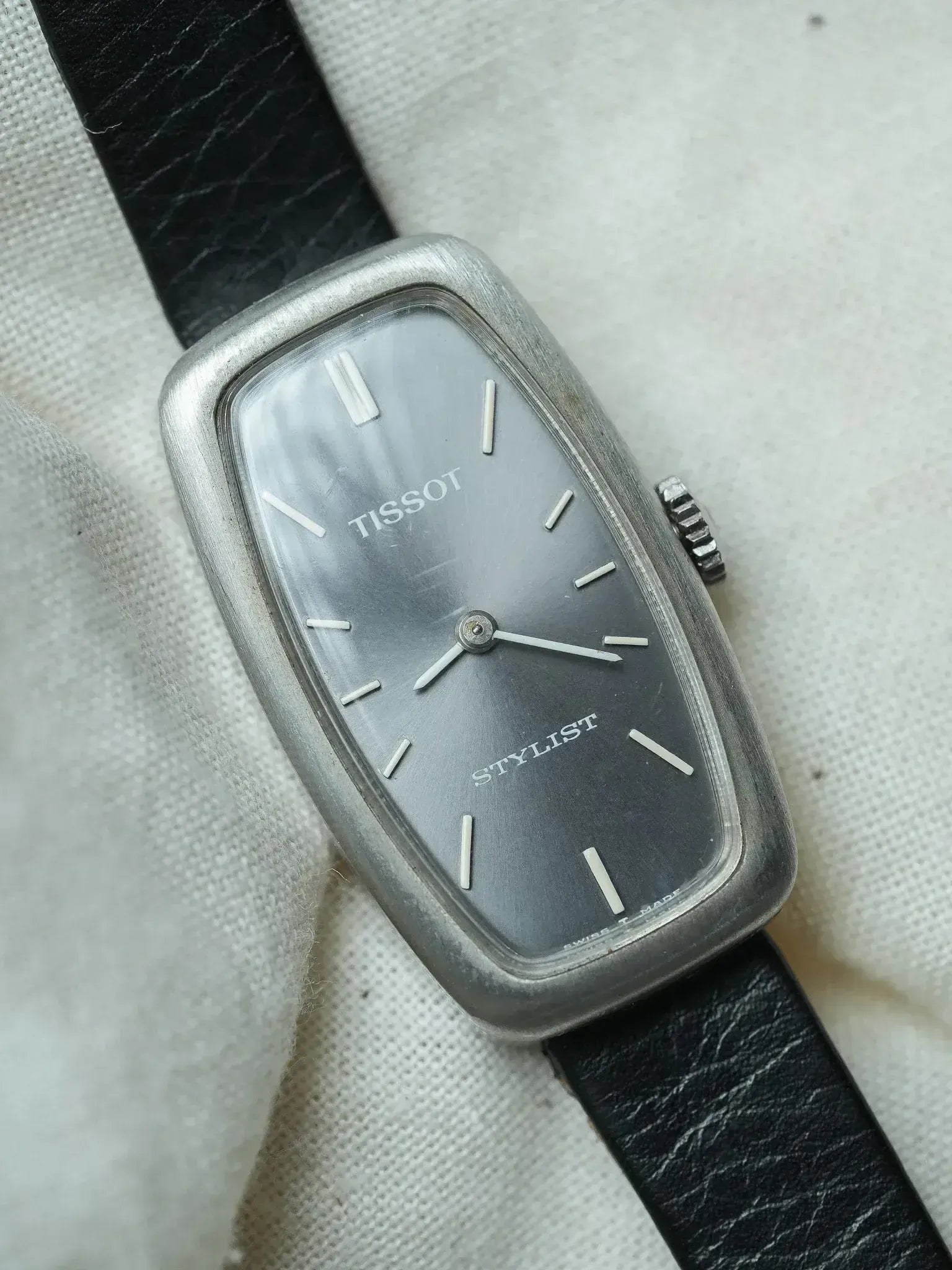 Tissot - Allongée acier anthracite - 1980s - Atelier Victor