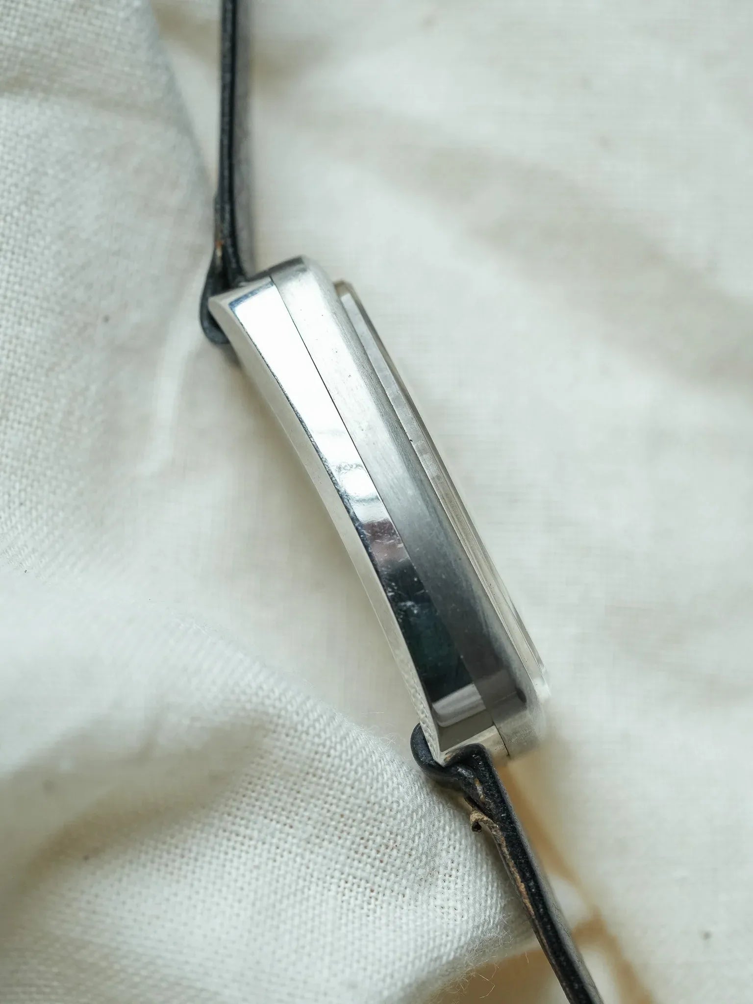Tissot - Allongée acier anthracite - 1980s - Atelier Victor - Vintage Shop