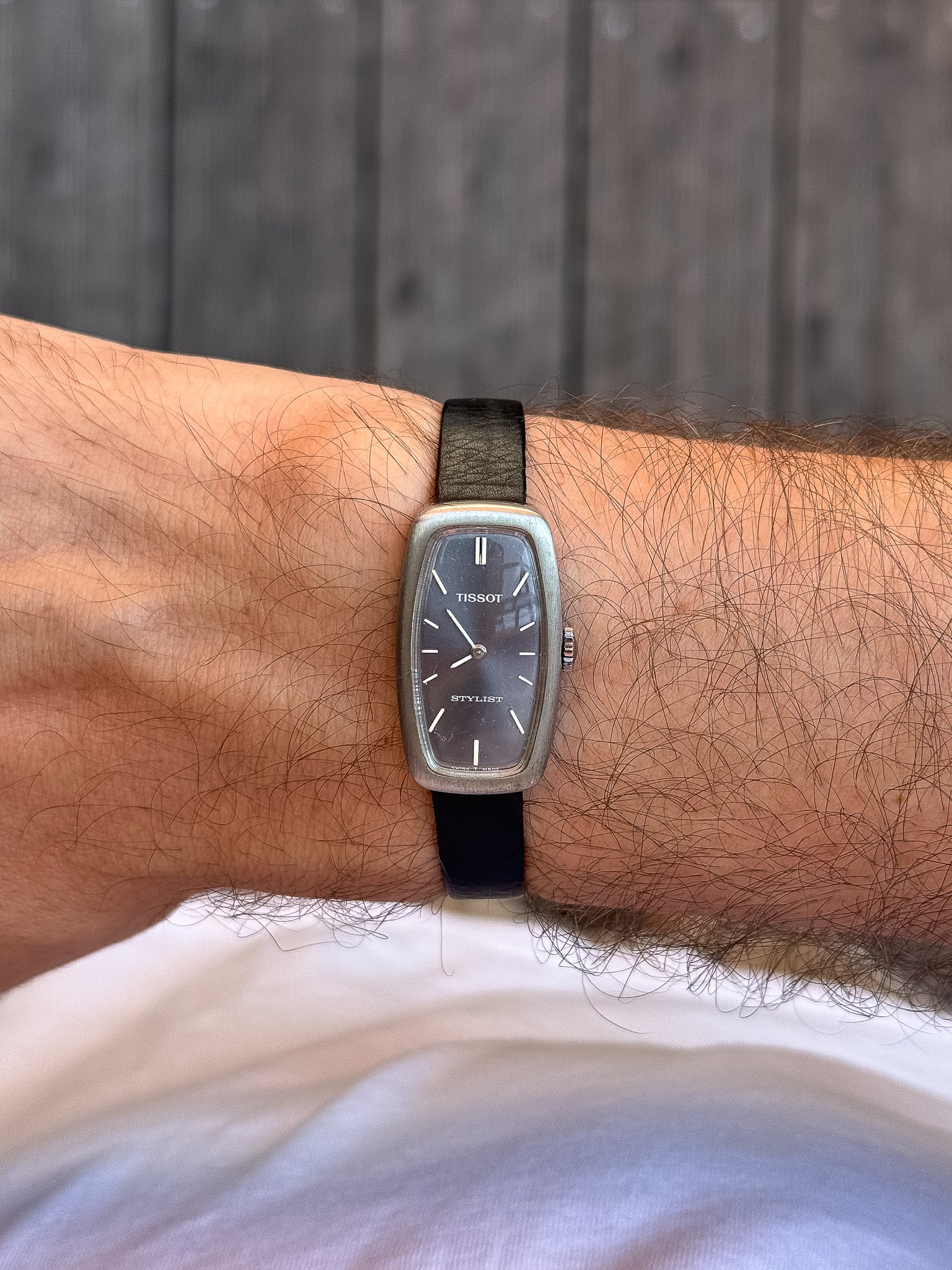 Tissot - Allongée acier anthracite - 1980s - Atelier Victor - Vintage Shop