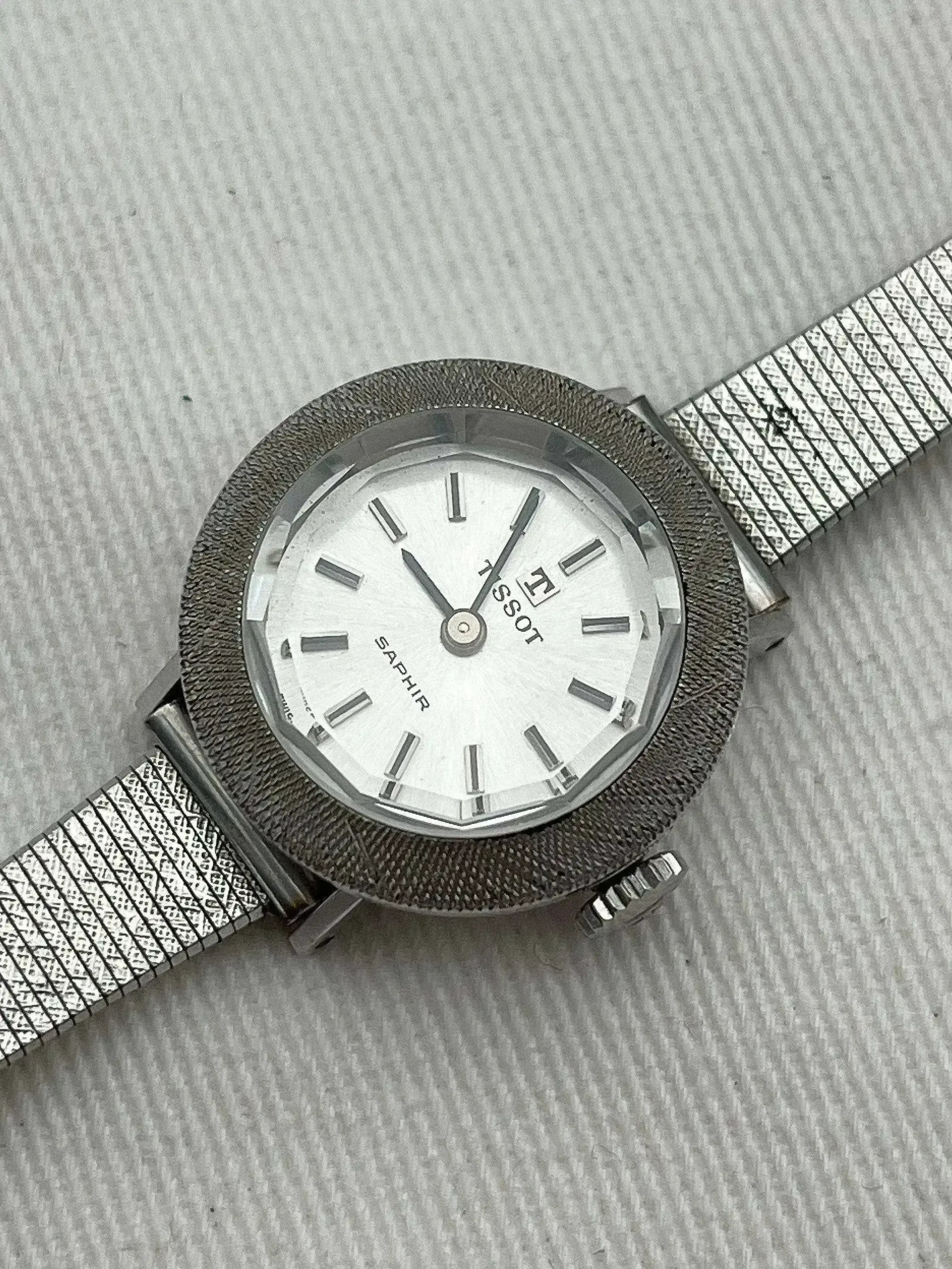 Tissot - Blanc Acier Femme - 1980s - Atelier Victor