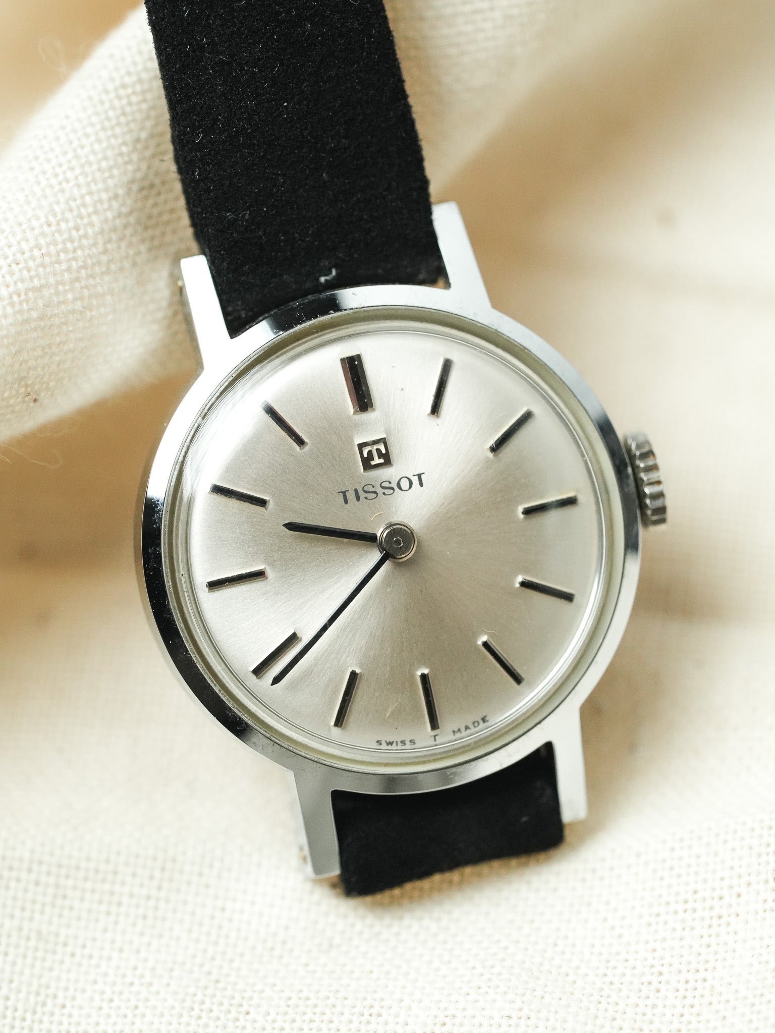 Tissot - Mini Dress Watch Acier Index Onyx - NOS - 1970s - Atelier Victor - Vintage Shop