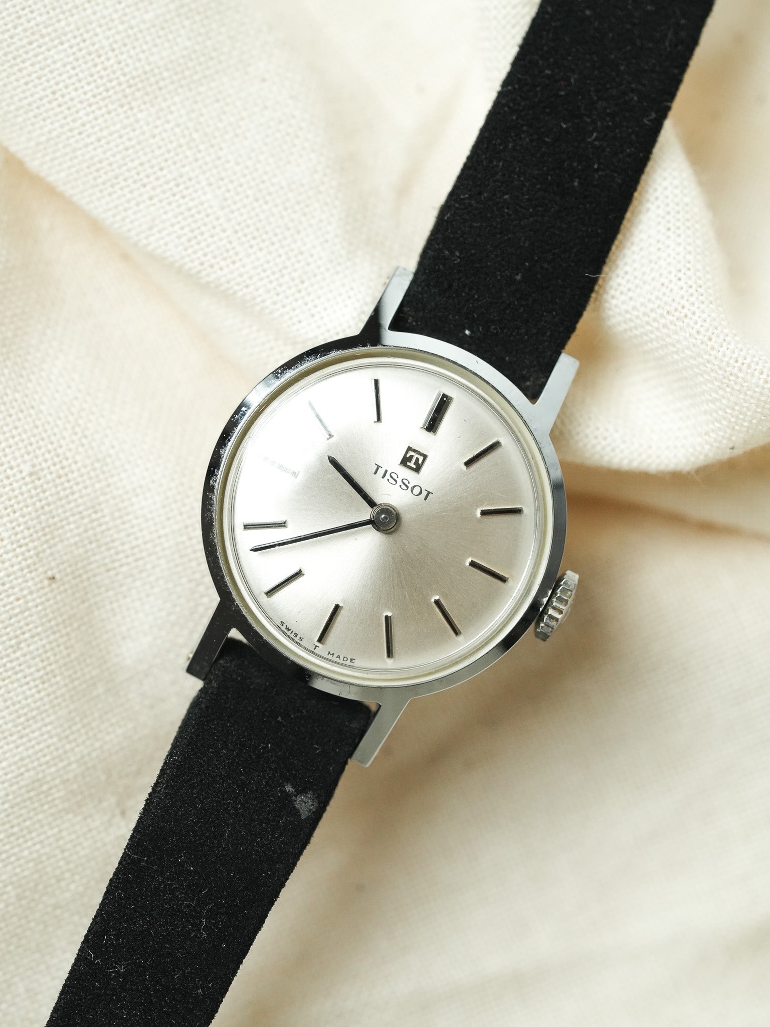 Tissot - Mini Dress Watch Acier Index Onyx - NOS - 1970s - Atelier Victor - Vintage Shop