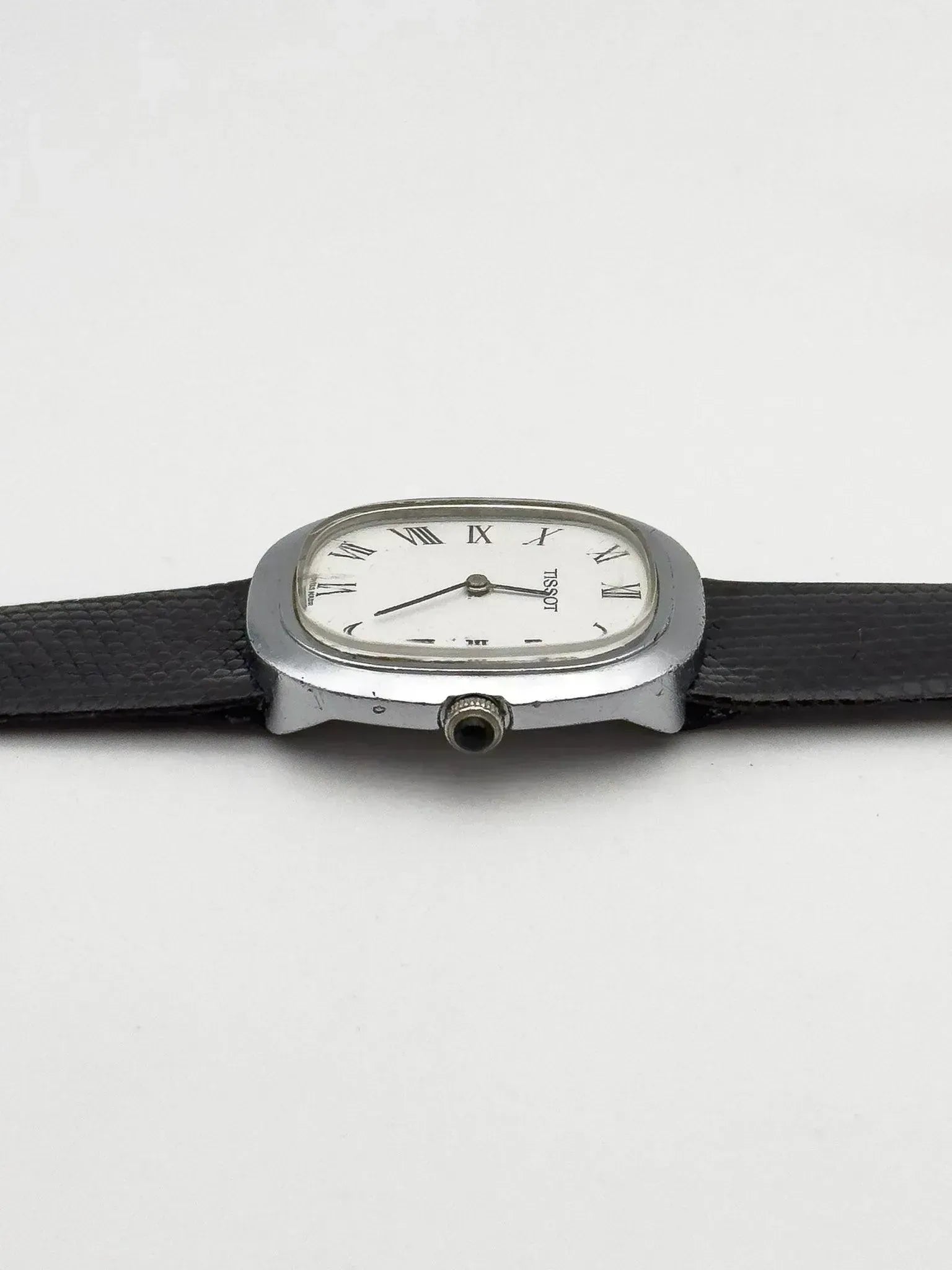 Tissot - Tonneau Romain Cabochon - 1970s - Atelier Victor