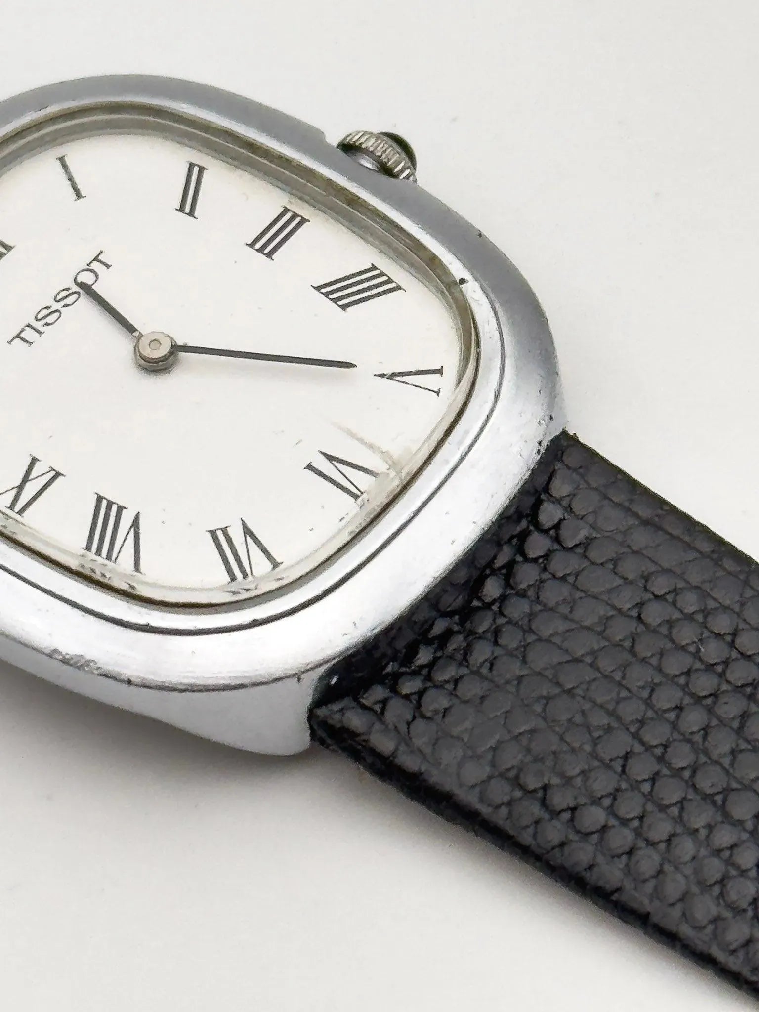Tissot - Tonneau Romain Cabochon - 1970s - Atelier Victor Paris - Vintage Watch Shop Dubai