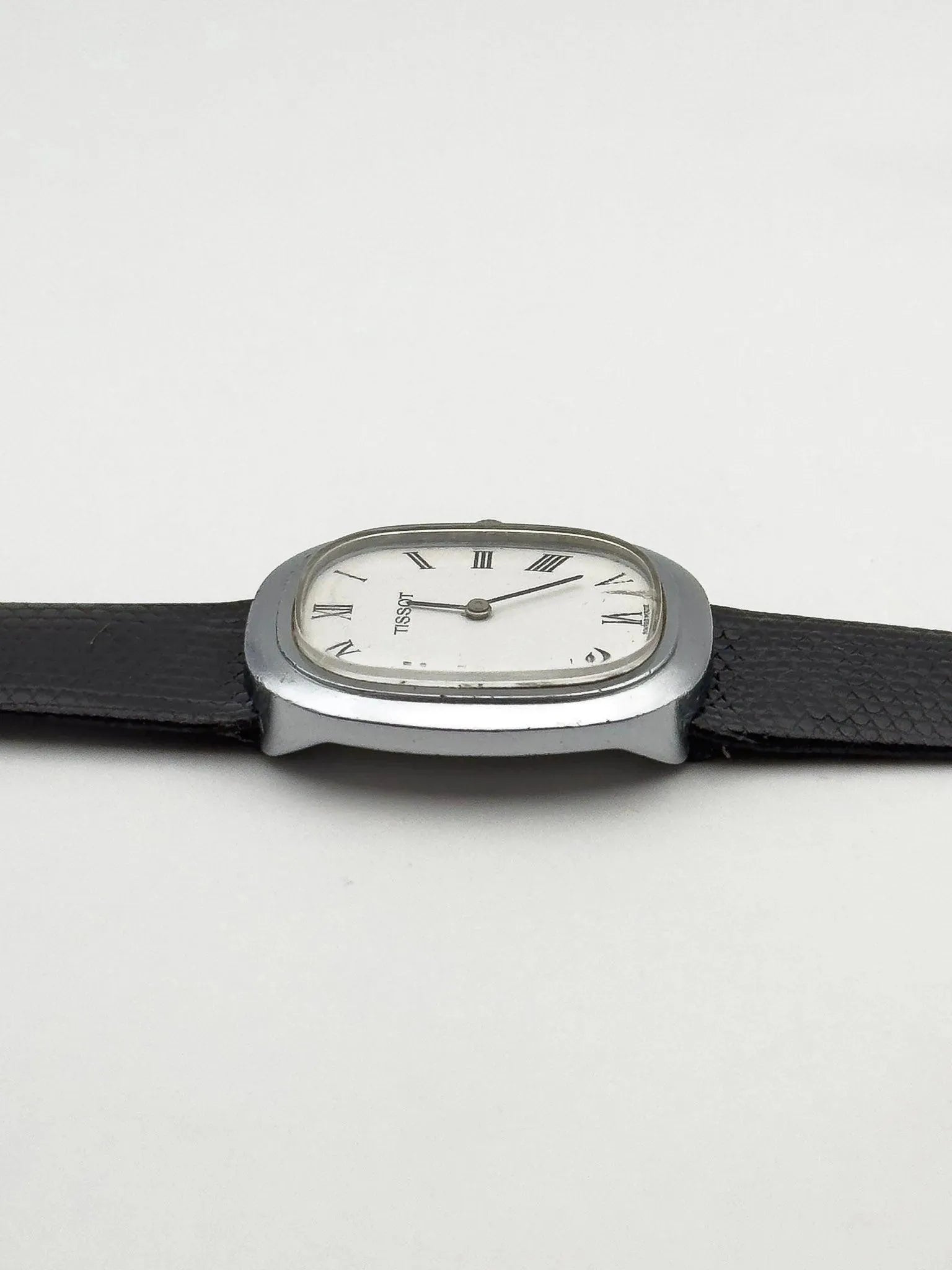 Tissot - Tonneau Romain Cabochon - 1970s - Atelier Victor Paris - Vintage Watch Shop Dubai