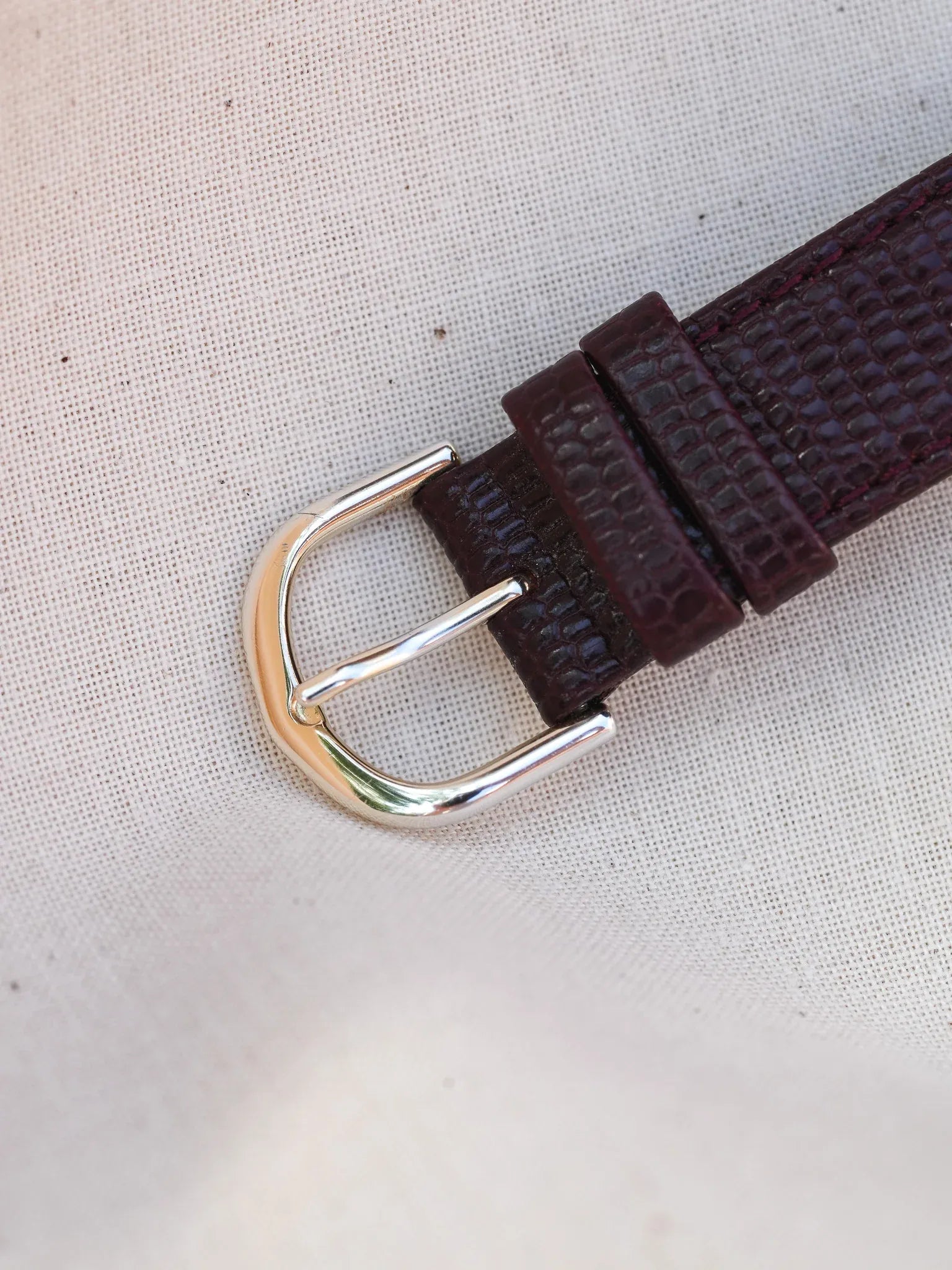 TIssot - Tonneau Stylist plaqué or - 1990s - Atelier Victor