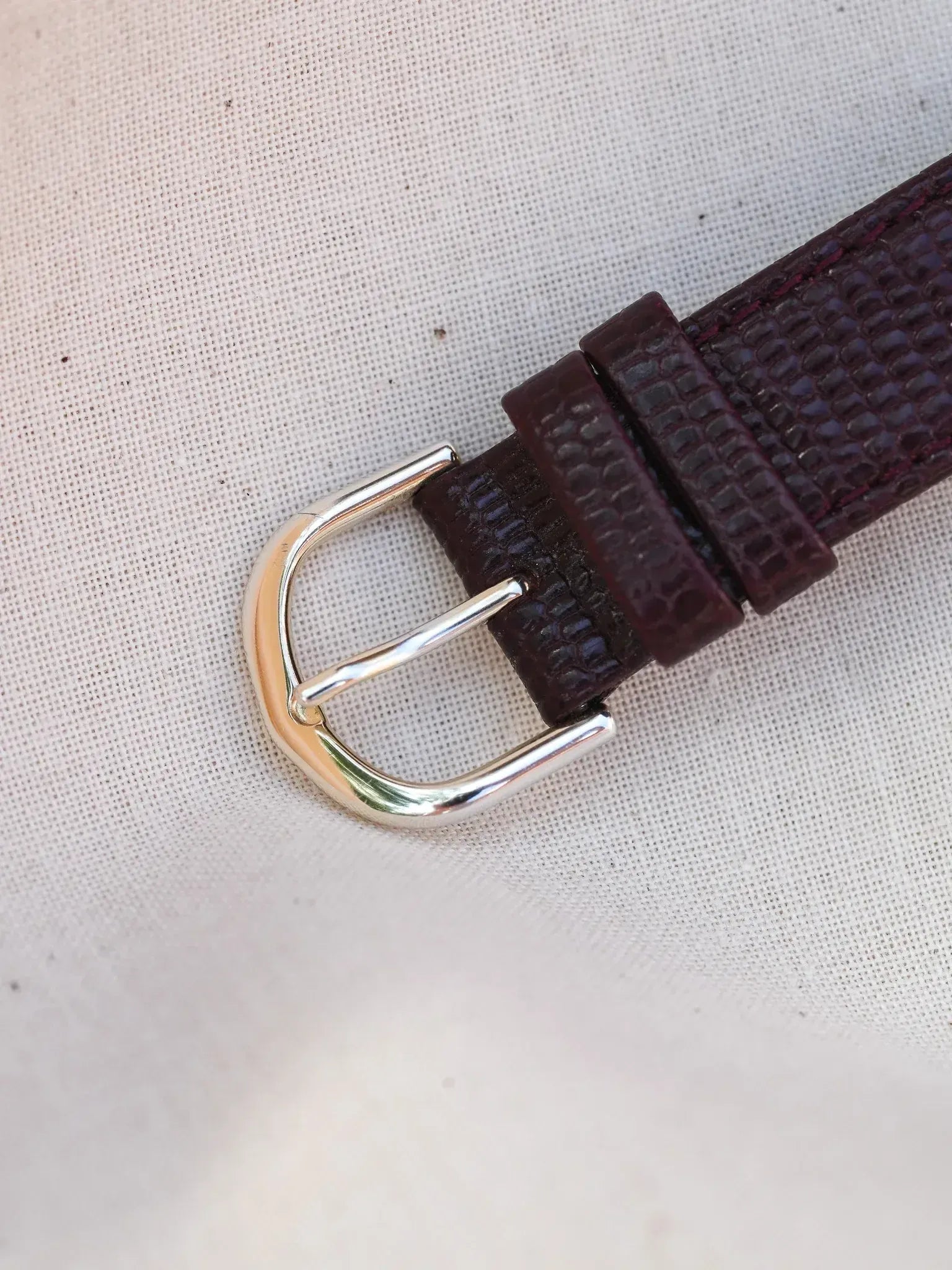 TIssot - Tonneau Stylist plaqué or - 1990s - Atelier Victor