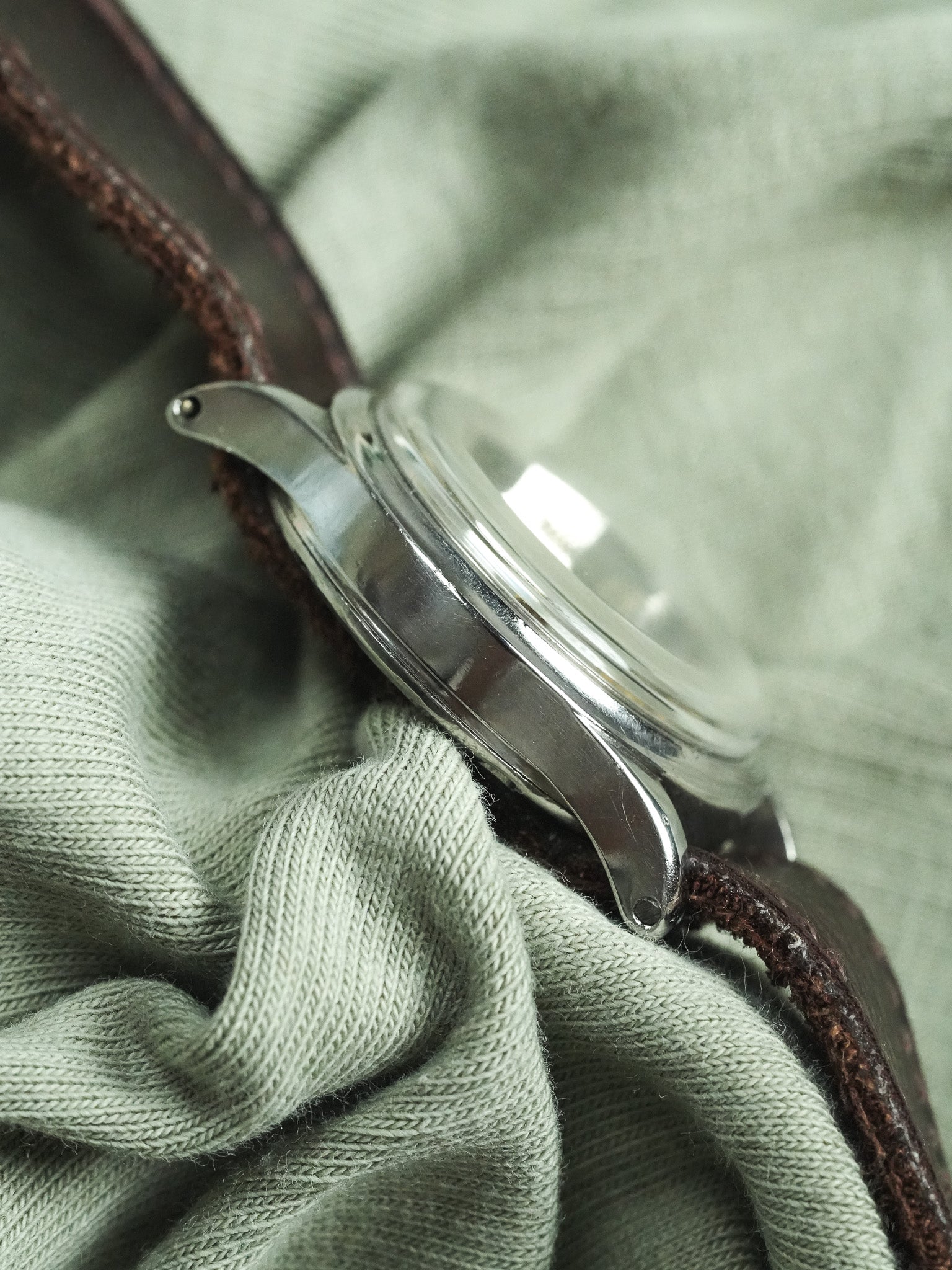 Tissot - Tuxedo Patine Noir WWII - 1943 - Atelier Victor - Vintage Shop