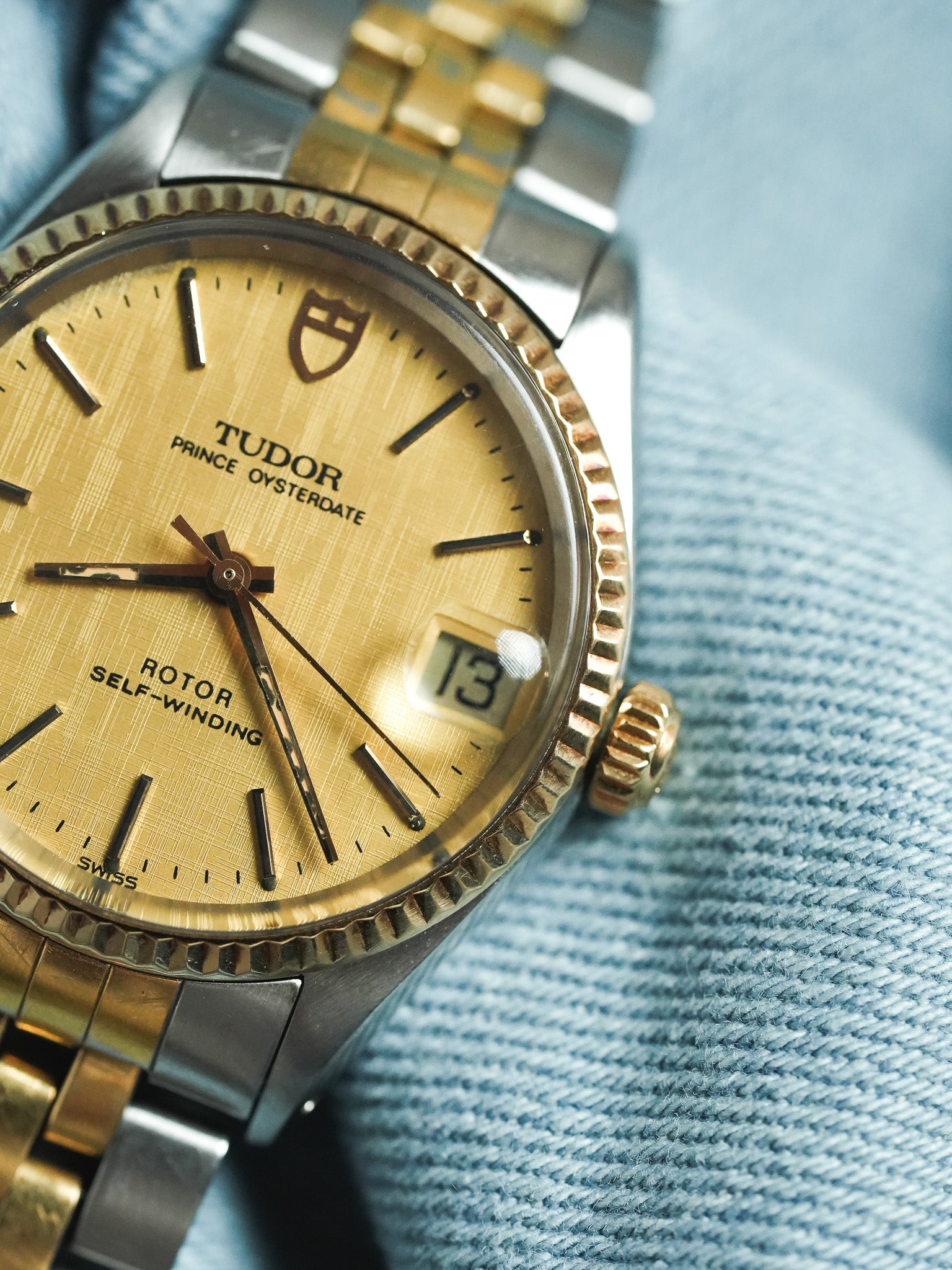 Tudor x Rolex - Prince Oysterdate Acier Or Cadran Lin Cannelée Or 18k - 1980s - Atelier Victor - Vintage Shop