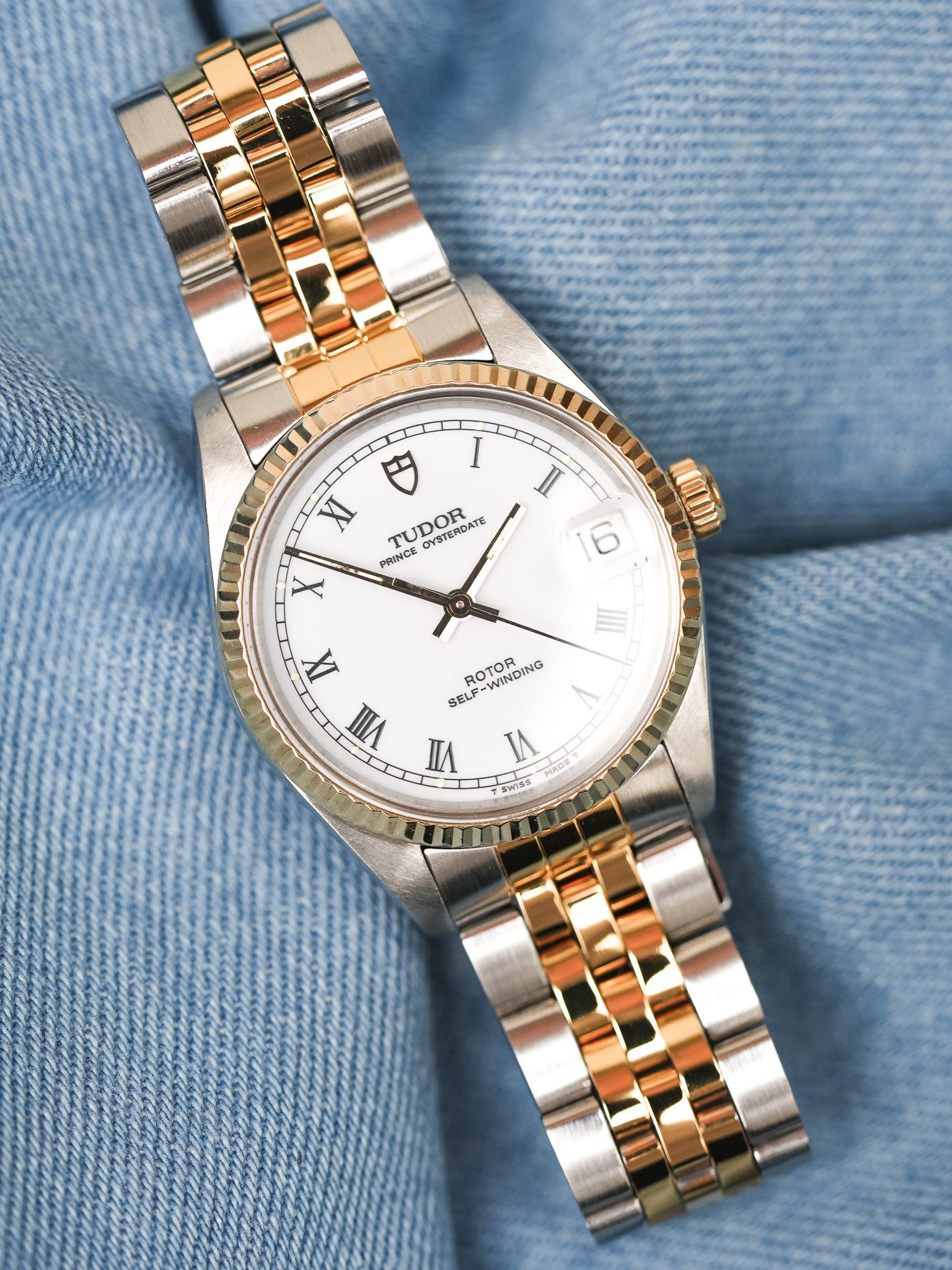 Tudor x Rolex - Prince Oysterdate Blanc Romain Cannelée Acier Or - 1990s - Atelier Victor - Vintage Shop