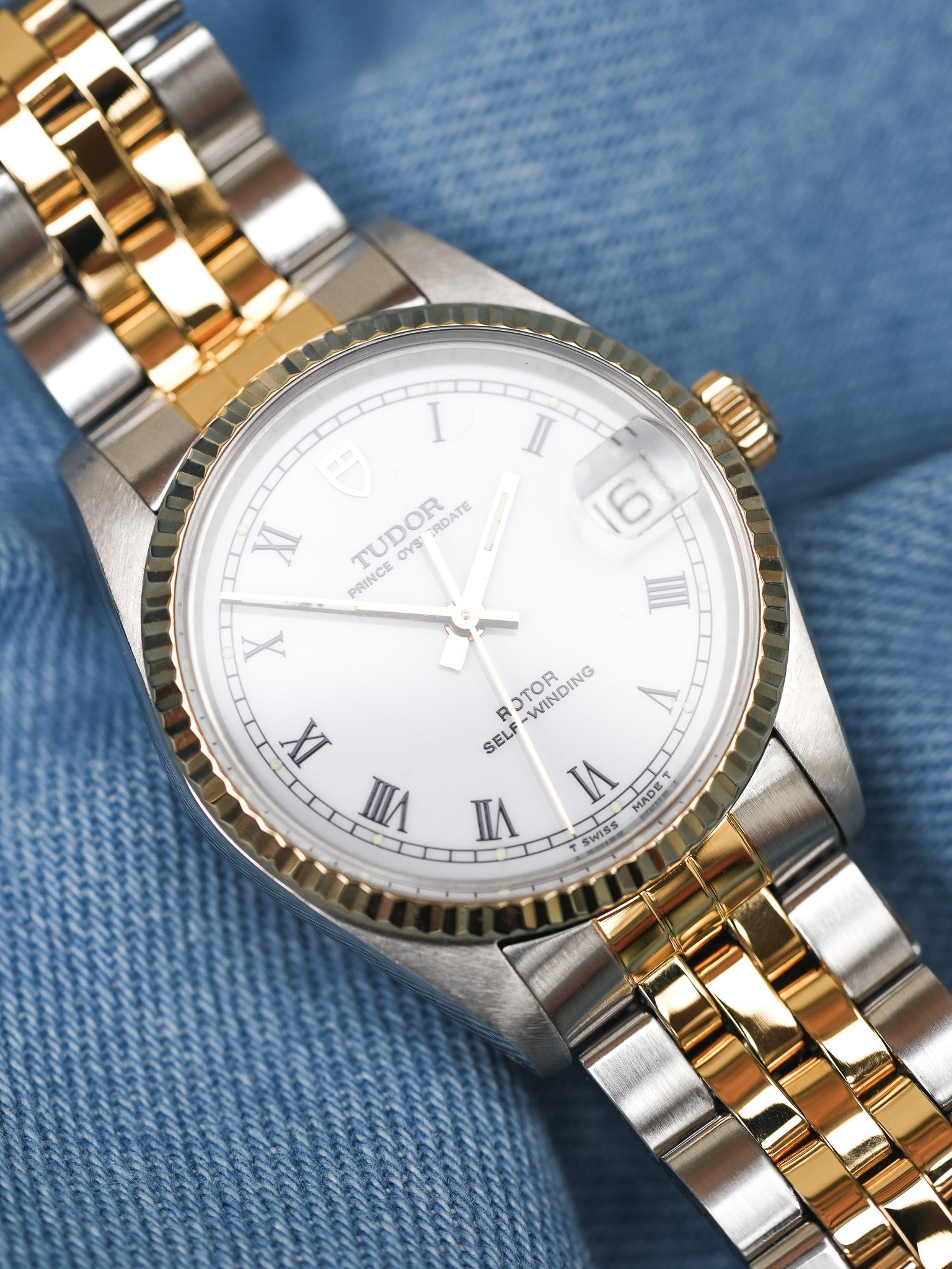Tudor x Rolex - Prince Oysterdate Blanc Romain Cannelée Acier Or - 1990s - Atelier Victor - Vintage Shop