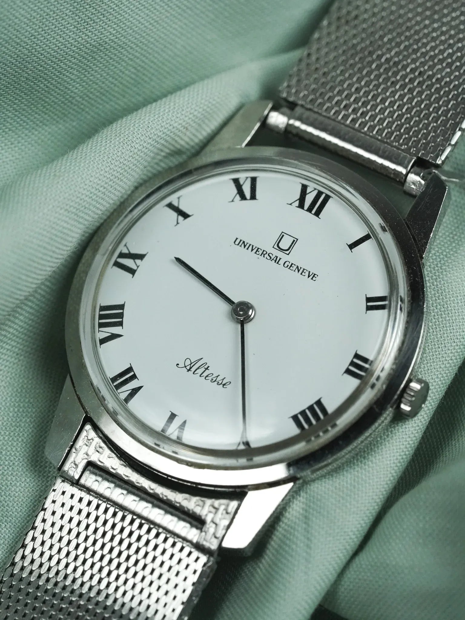 Universal Genève - Altesse Extra Slim Acier - 1970s - Atelier Victor