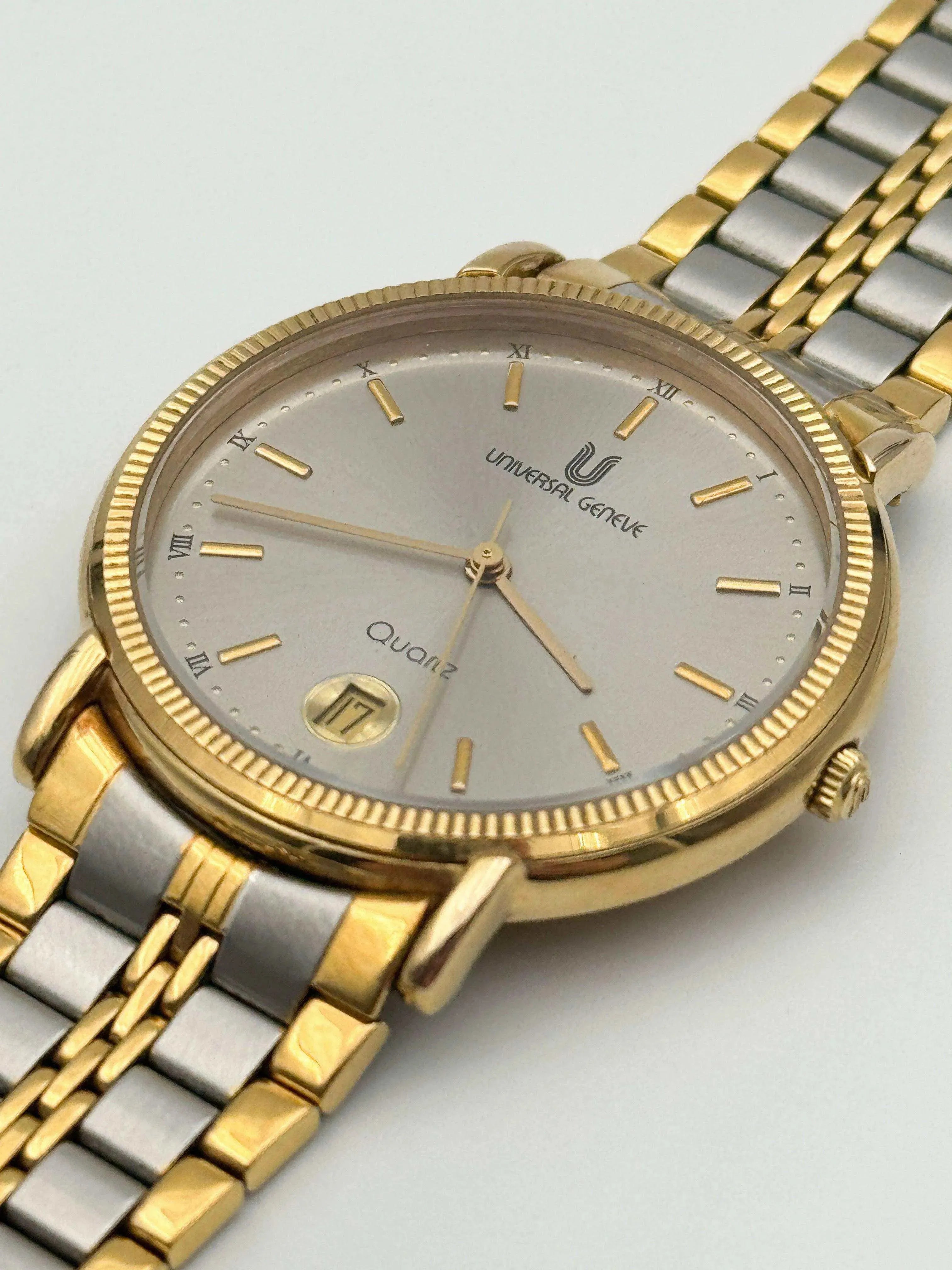 Universal Genève - Circle Steel & Gold Cannelé - 1980’s - Atelier Victor Paris - Vintage Watch Shop Dubai