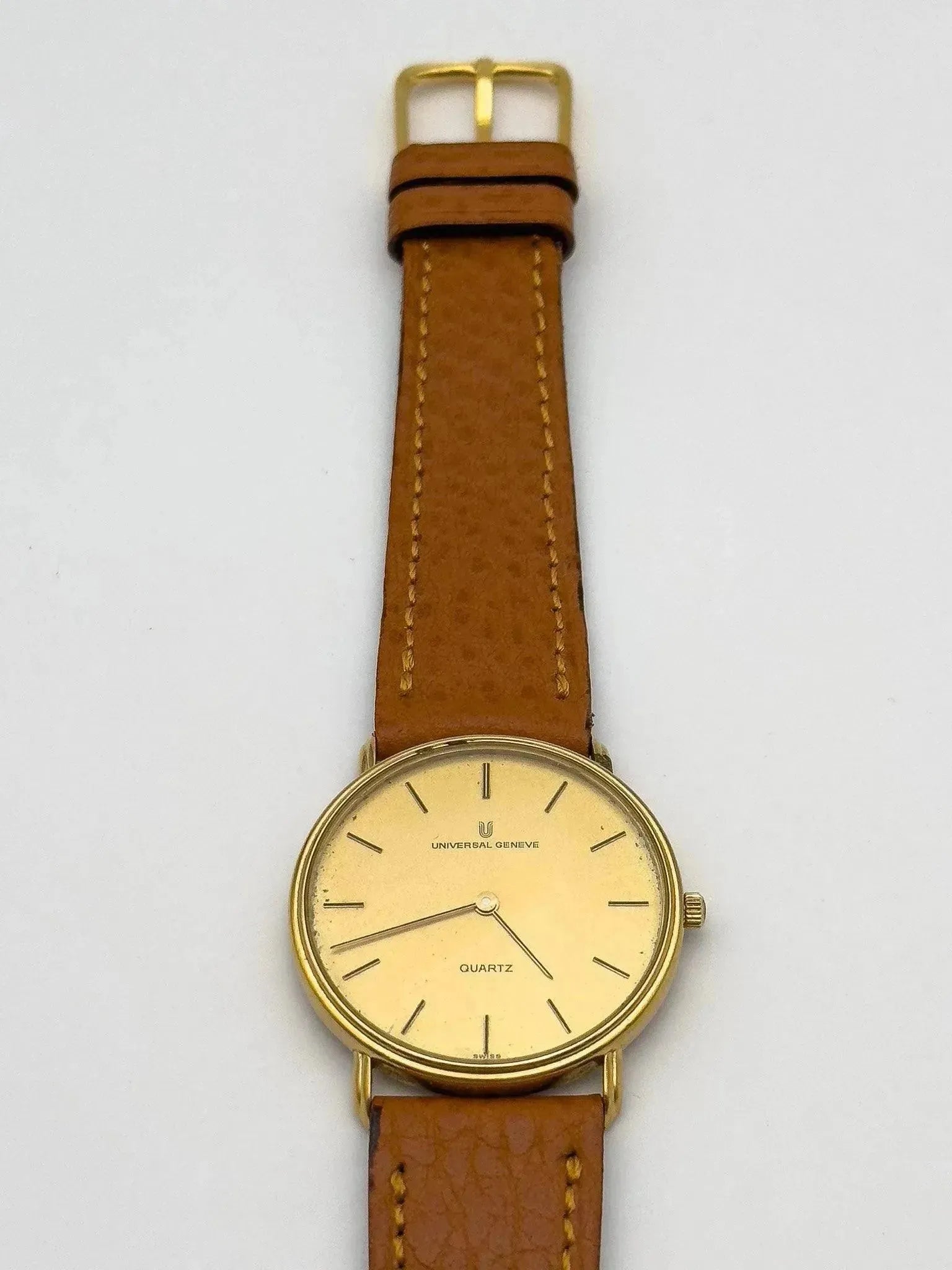Universal Genève - Dress Watch slim plaqué or Quartz - 1980s - Atelier Victor - Vintage Shop