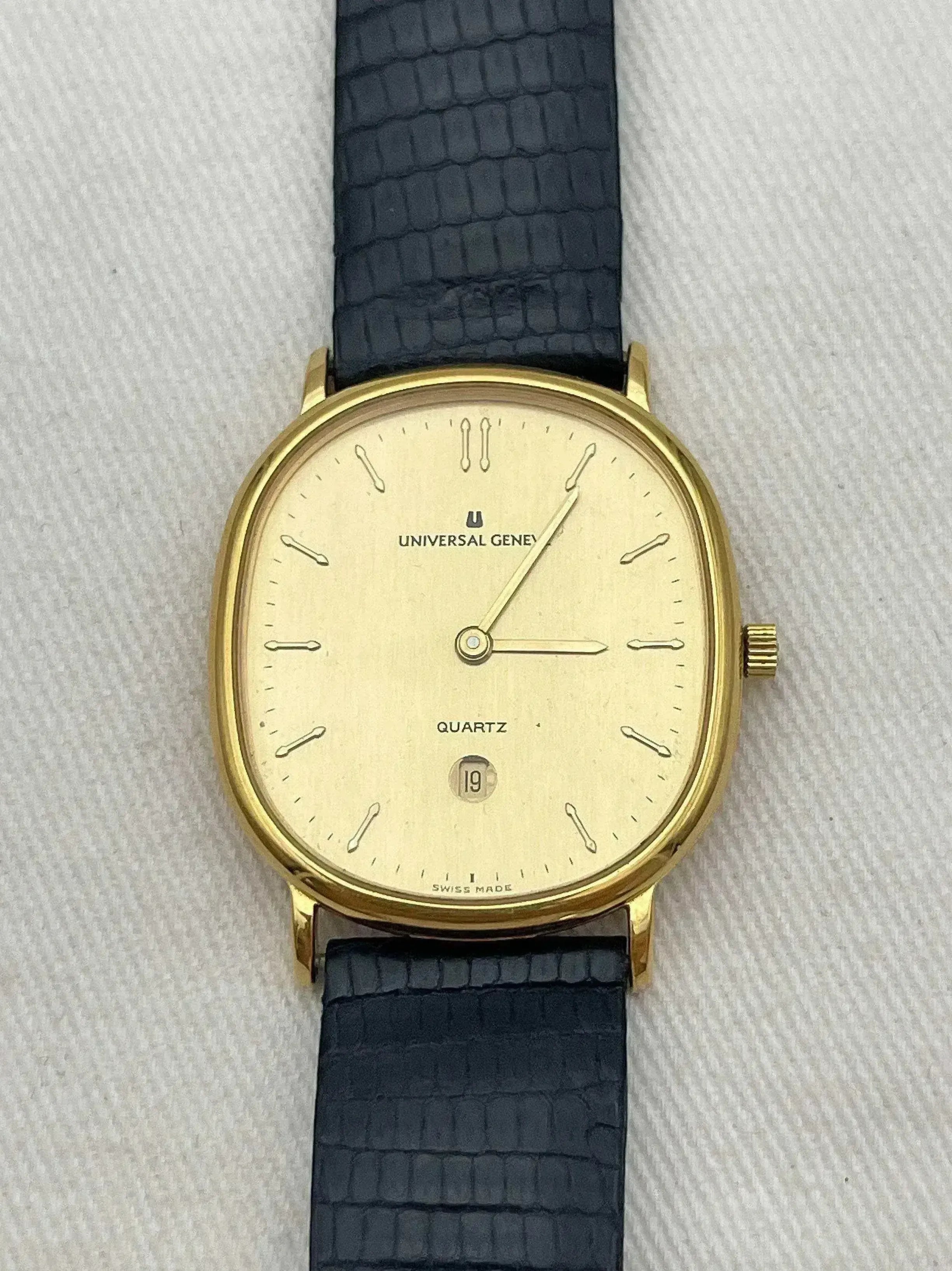 Universal Genève - Ellipse Date 6h - 1980s - Atelier Victor