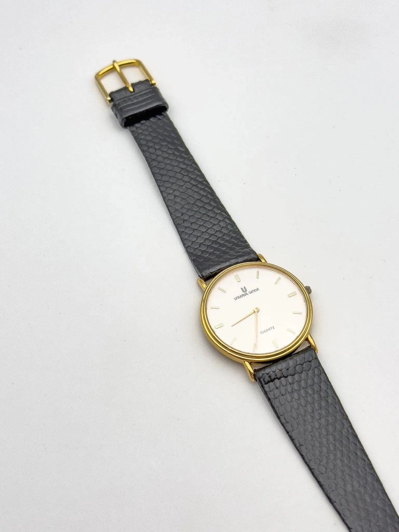 Universal Genève - Extra plate Blanc Clous de Paris - 1980s - Atelier Victor Paris - Vintage Watch Shop Dubai