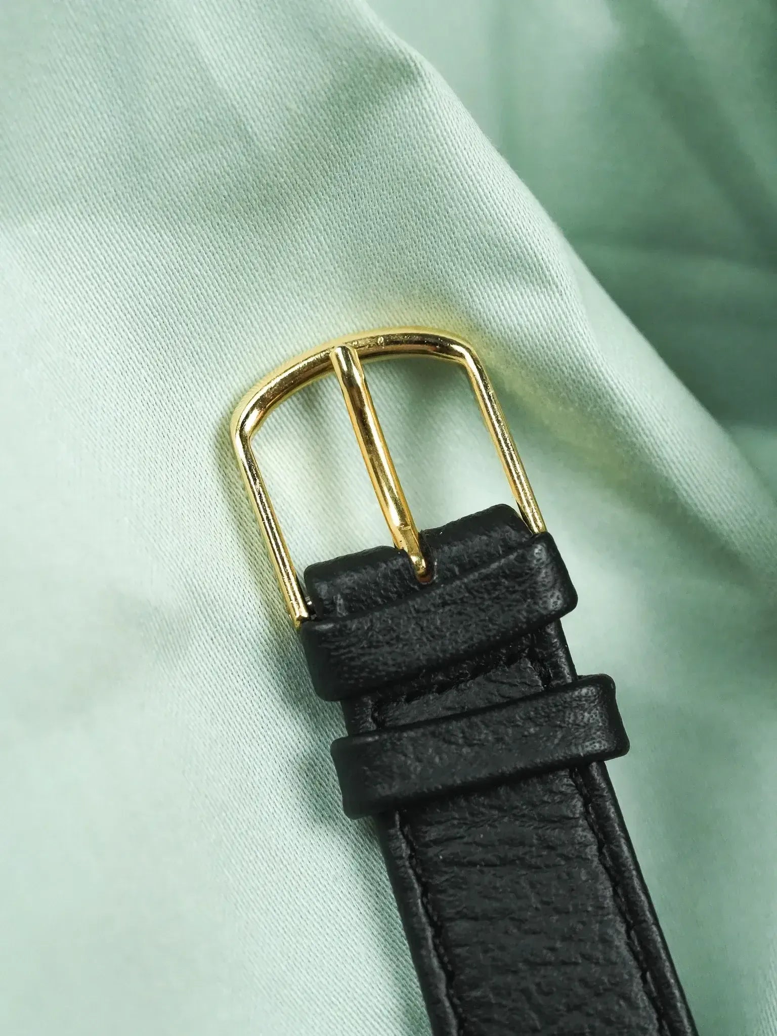 Universal Genève - Extra plate Manuel Tonneau Or - 1970s - Atelier Victor