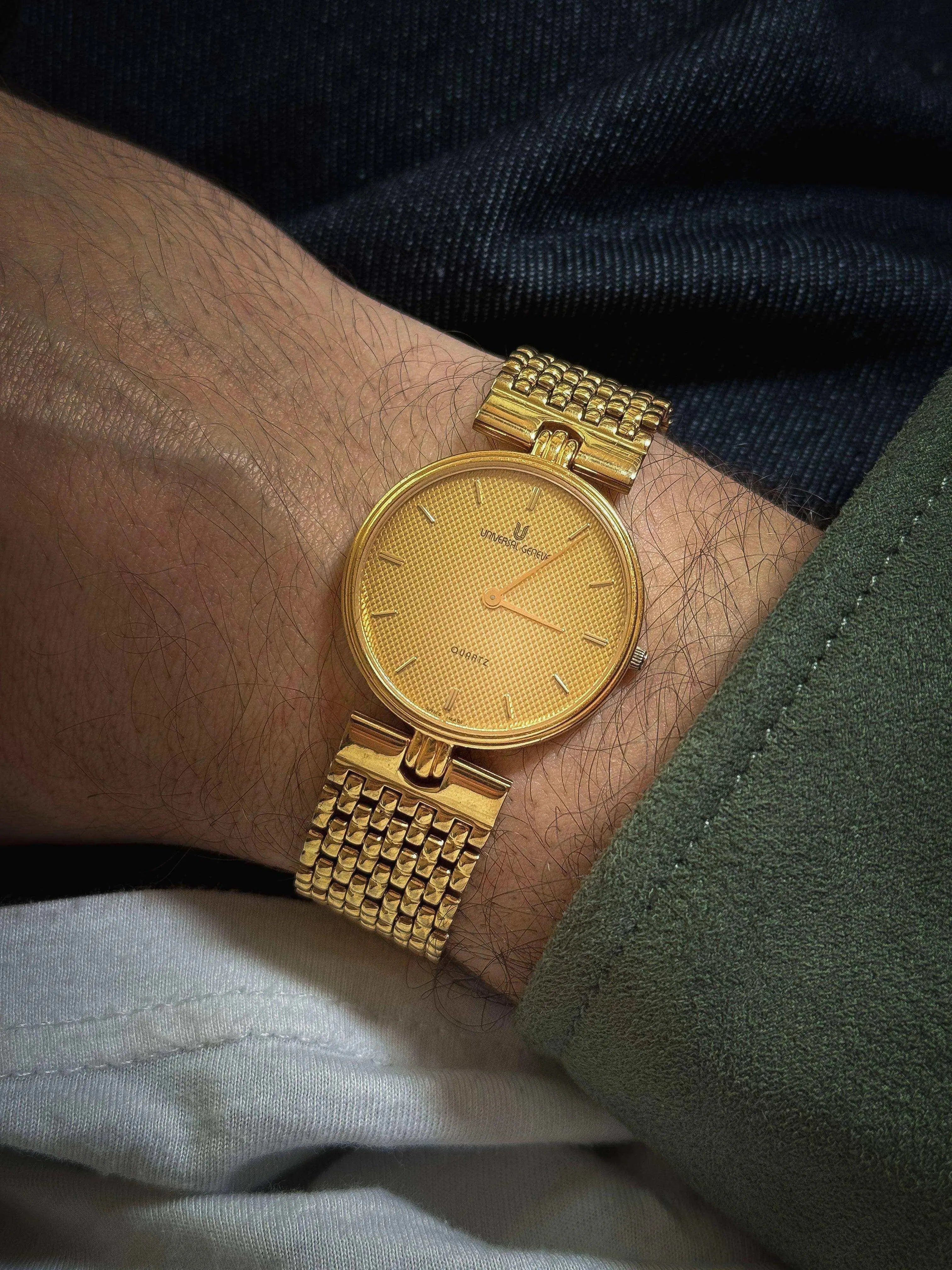 Universal Genève - Gold Grain de riz - 1970’s - Atelier Victor Paris - Vintage Watch Shop Dubai