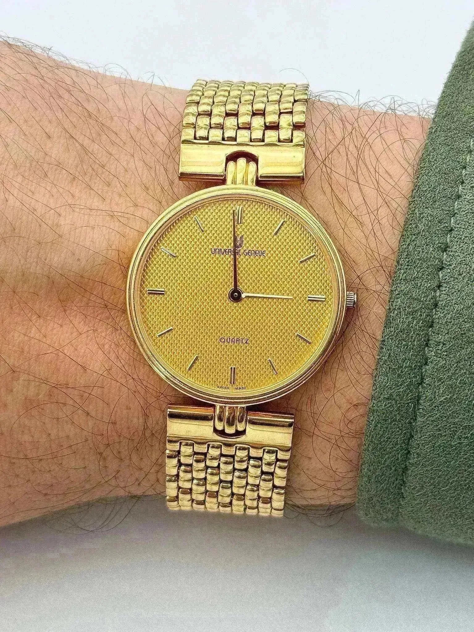 Universal Genève - Gold Grain de riz - 1970s - Atelier Victor