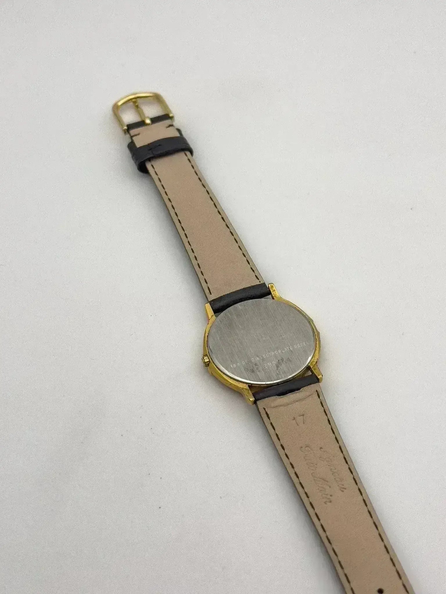 Universal Genève - Gris Tapisserie Plaqué or - 1980s - Atelier Victor