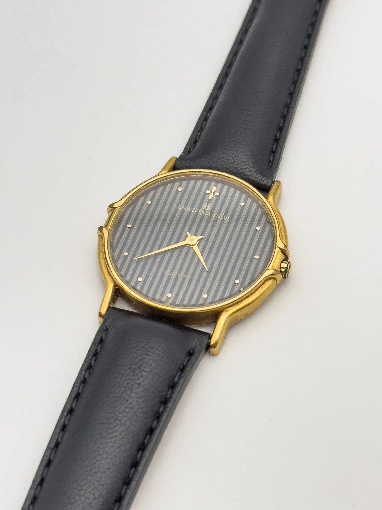 Universal Genève - Gris Tapisserie Plaqué or - 1980s - Atelier Victor Paris - Vintage Watch Shop Dubai