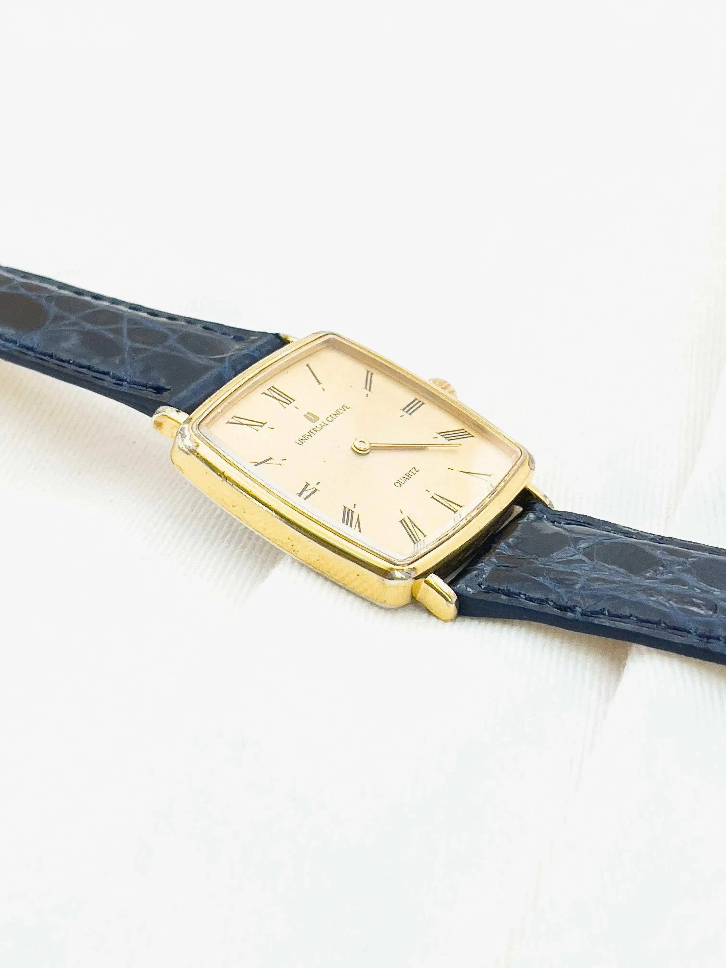 Universal Genève - Index Romain Carré Quartz - 1970s - Atelier Victor - Vintage Shop