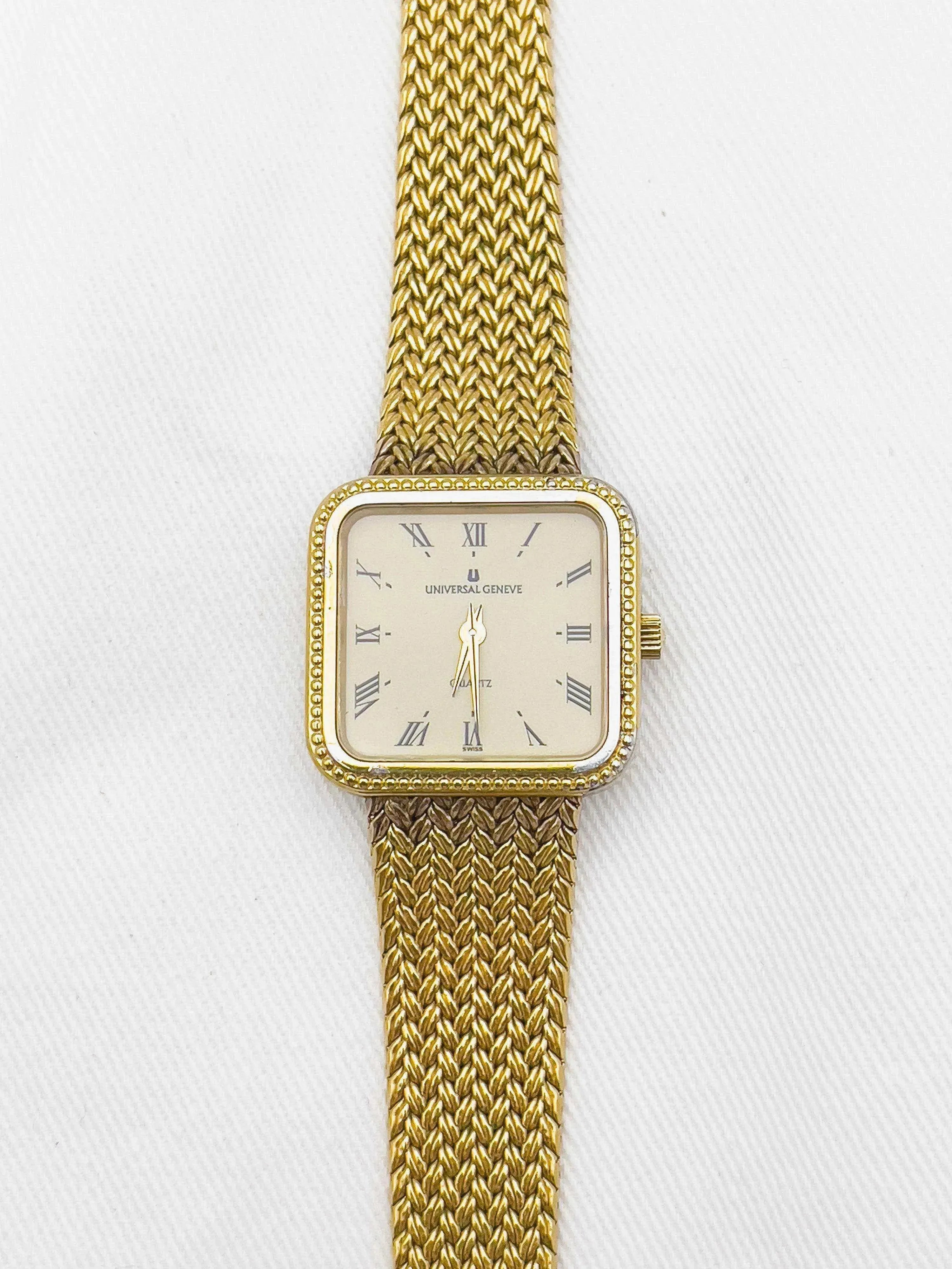 Universal Genève - Lady Gold Chic - 1970s - Atelier Victor Paris - Vintage Watch Shop Dubai
