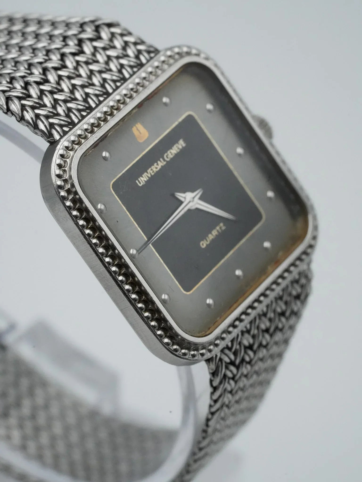 Universal Genève - Maille Acier Cadran Noir Patiné - 1980s - Atelier Victor