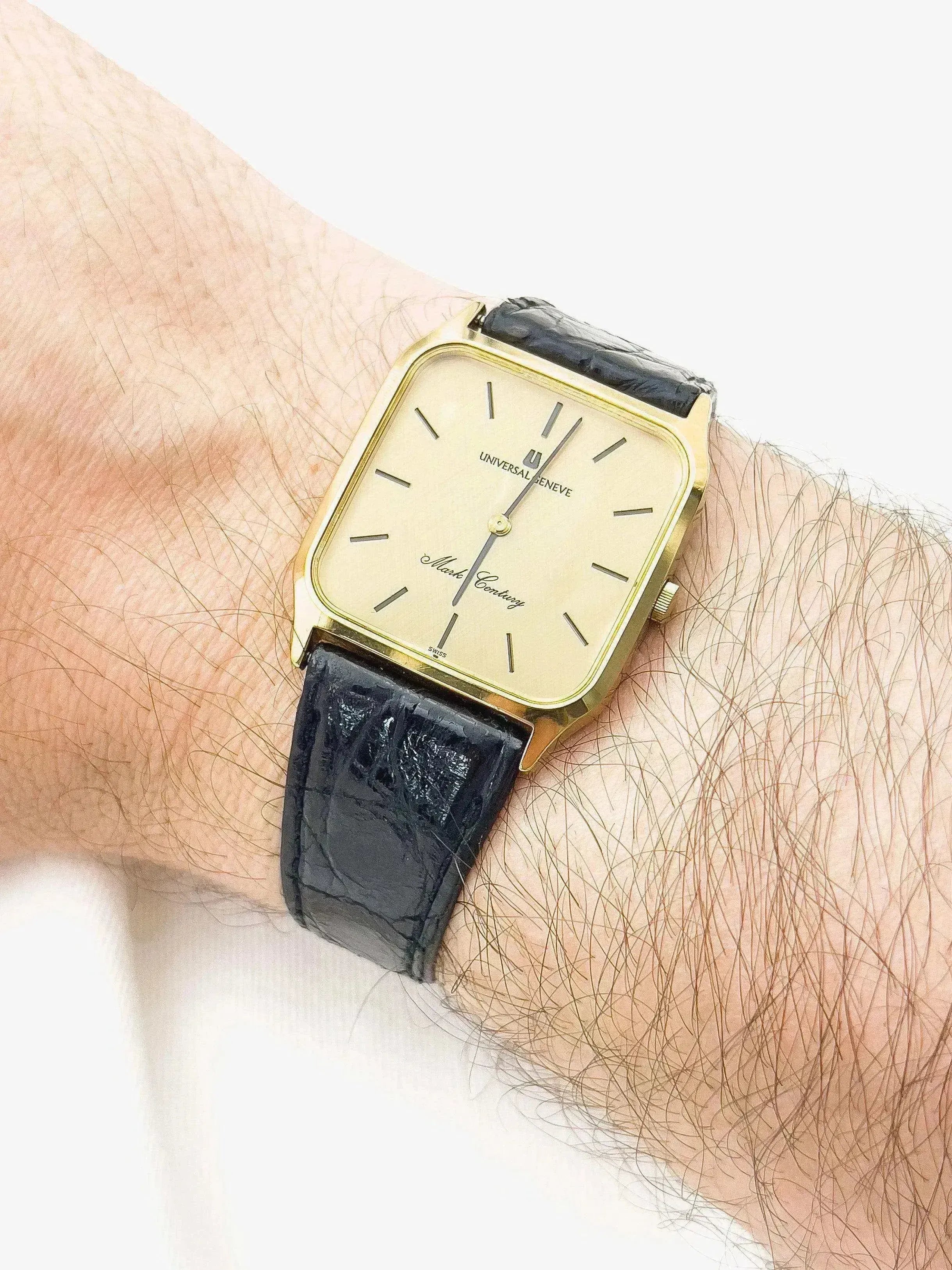 Universal Genève - Mark Century Gold - 1970s - Atelier Victor