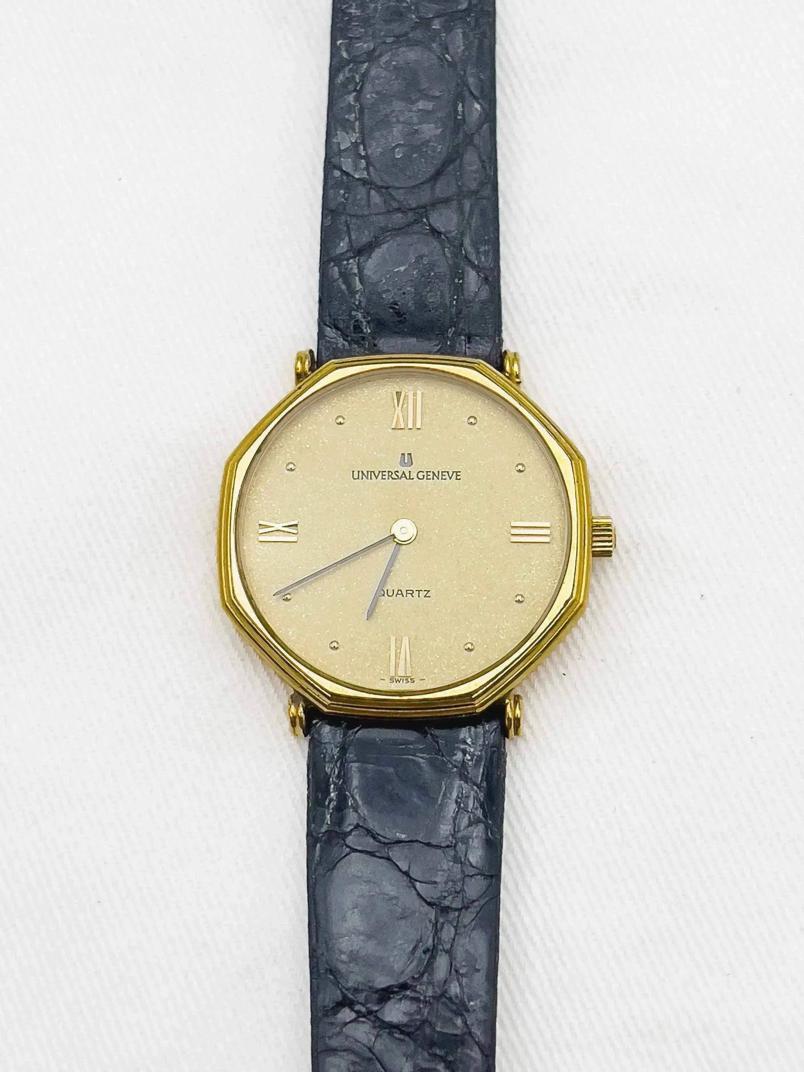 Universal Genève - Octogone Gold - 1970s - Atelier Victor