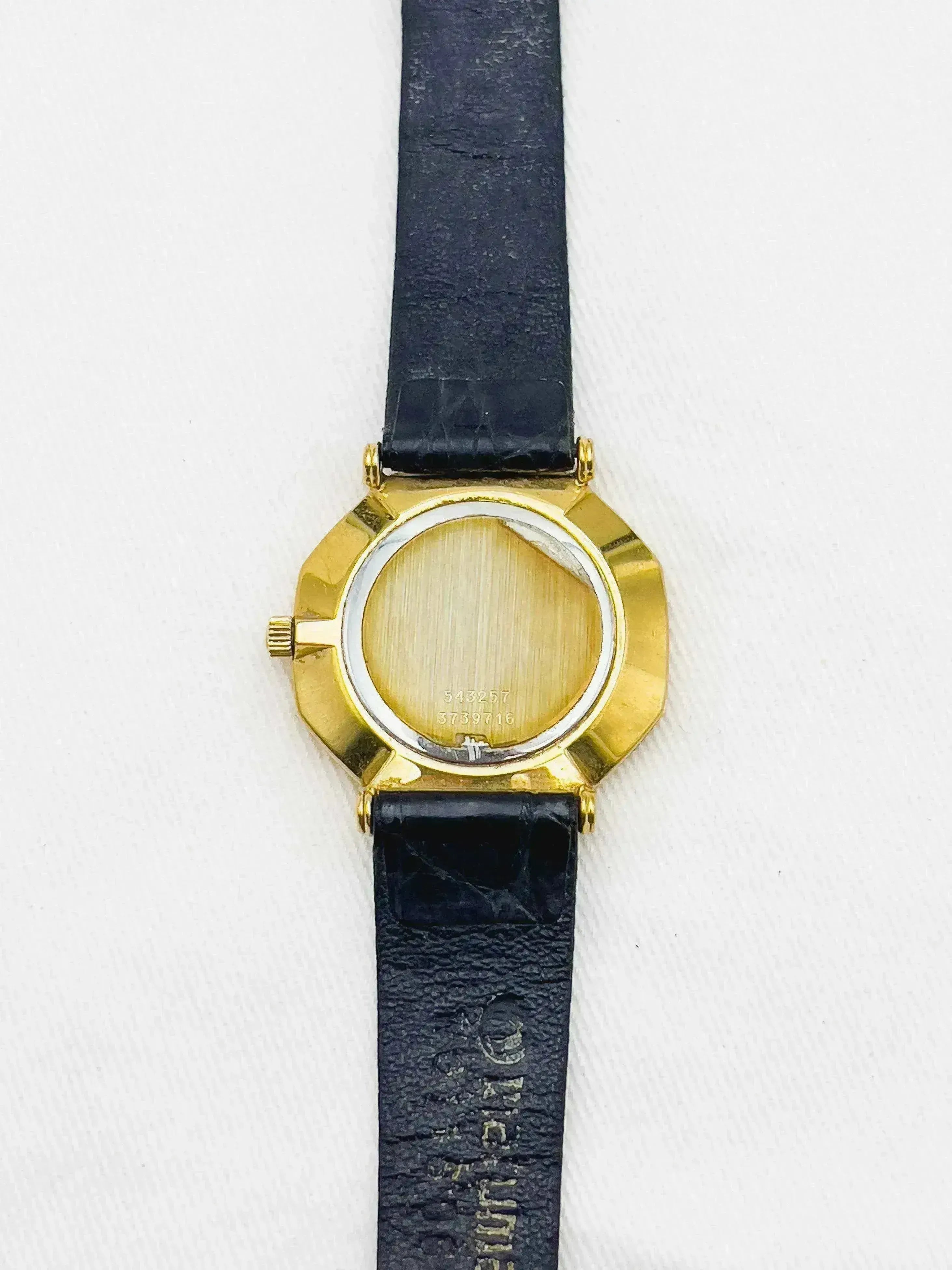 Universal Genève - Octogone Gold - 1970s - Atelier Victor