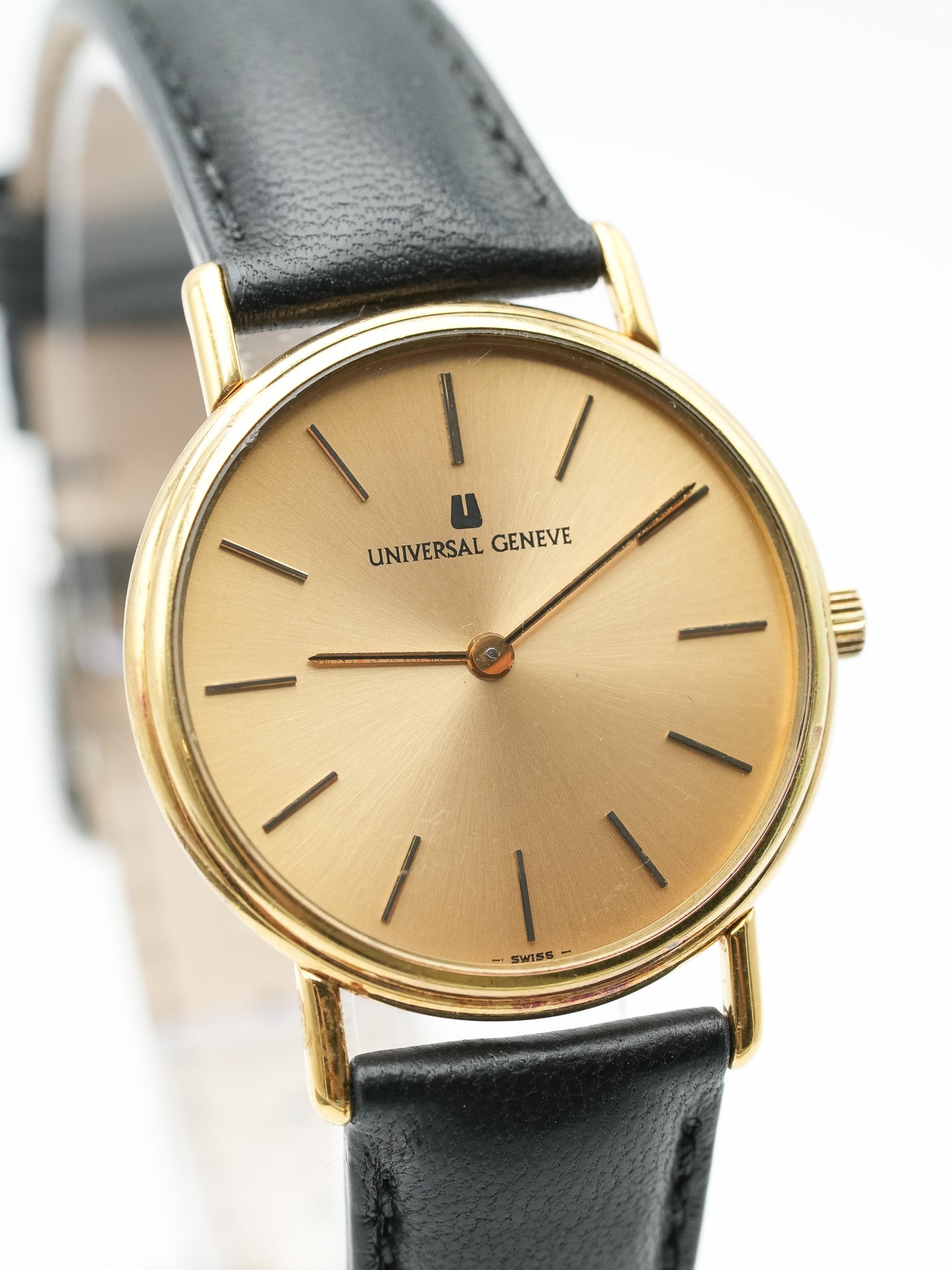 Universal Genève - Plaqué or Circle Ultra Slim Manuel - 1980s - Atelier Victor - Vintage Shop