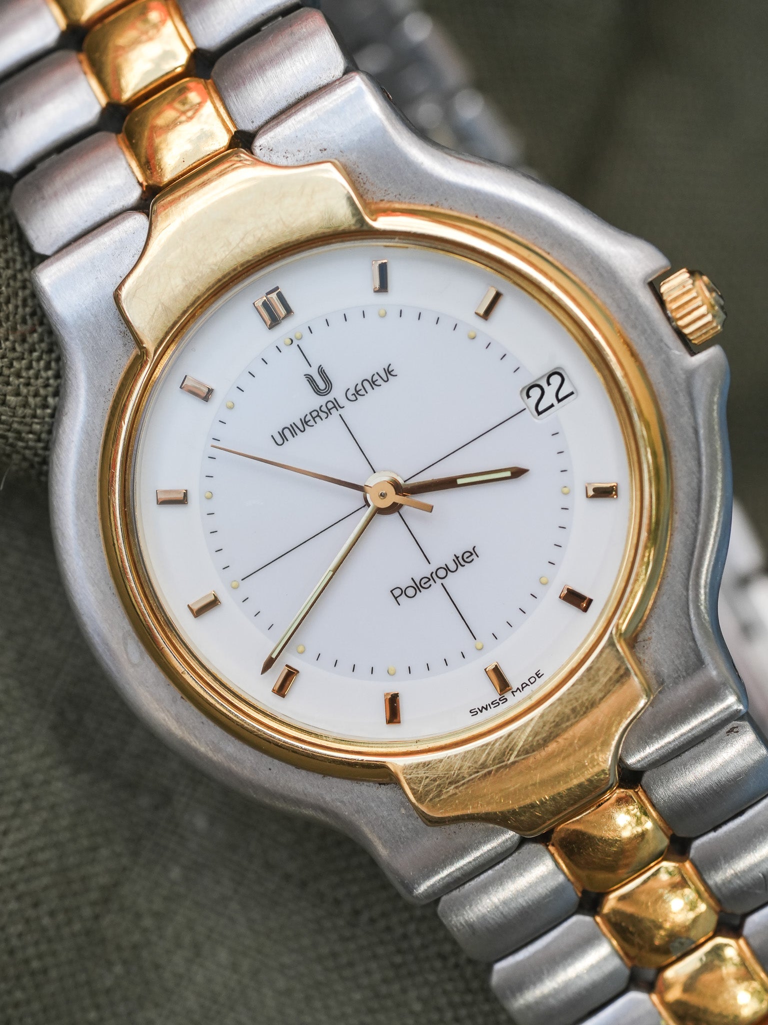 Universal Genève - Polerouter Acier Or Quartz Cadran Blanc - 1980s - Atelier Victor - Vintage Shop