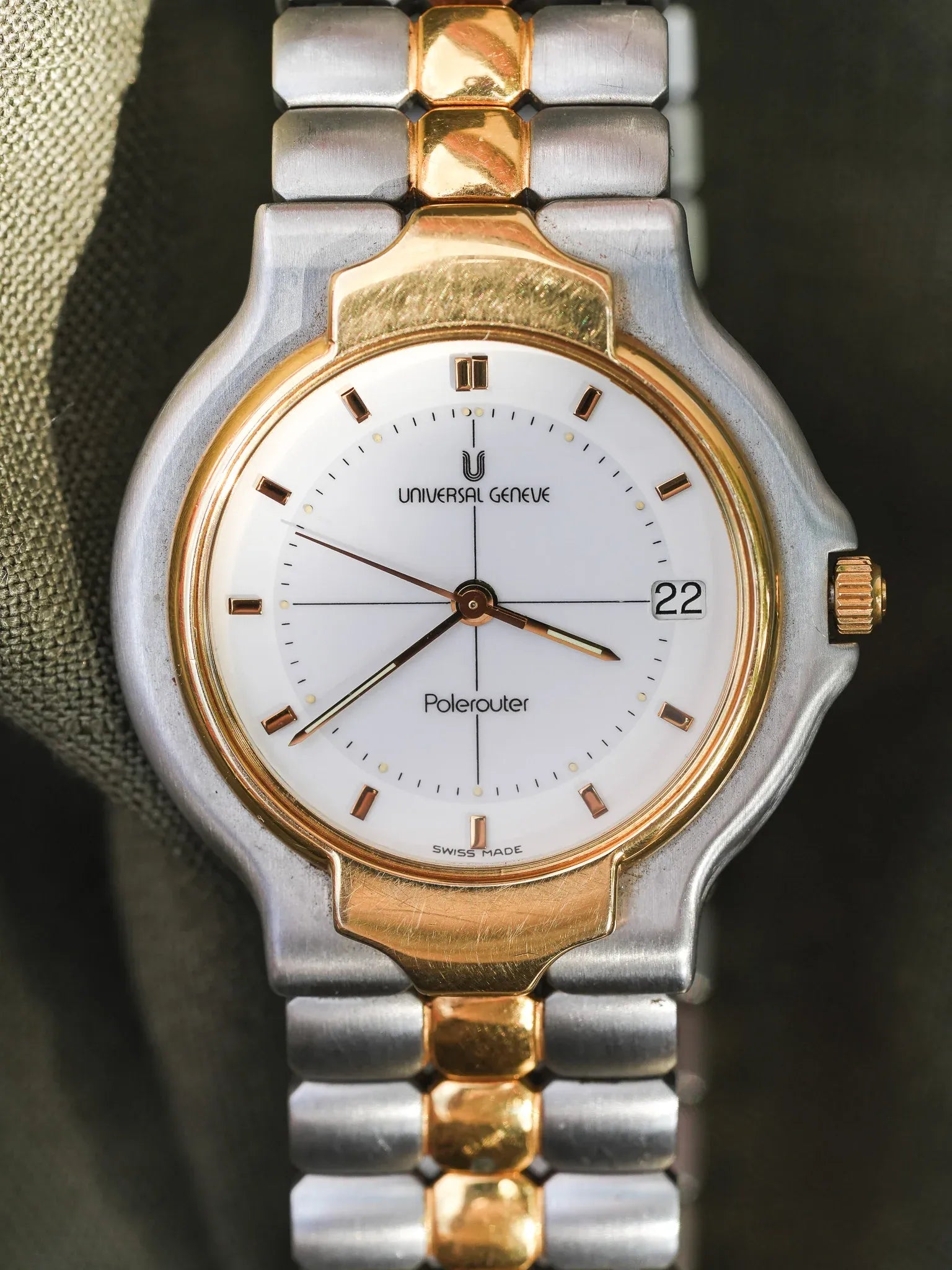 Universal Genève - Polerouter Acier Or Quartz Cadran Blanc - 1980s - Atelier Victor - Vintage Shop
